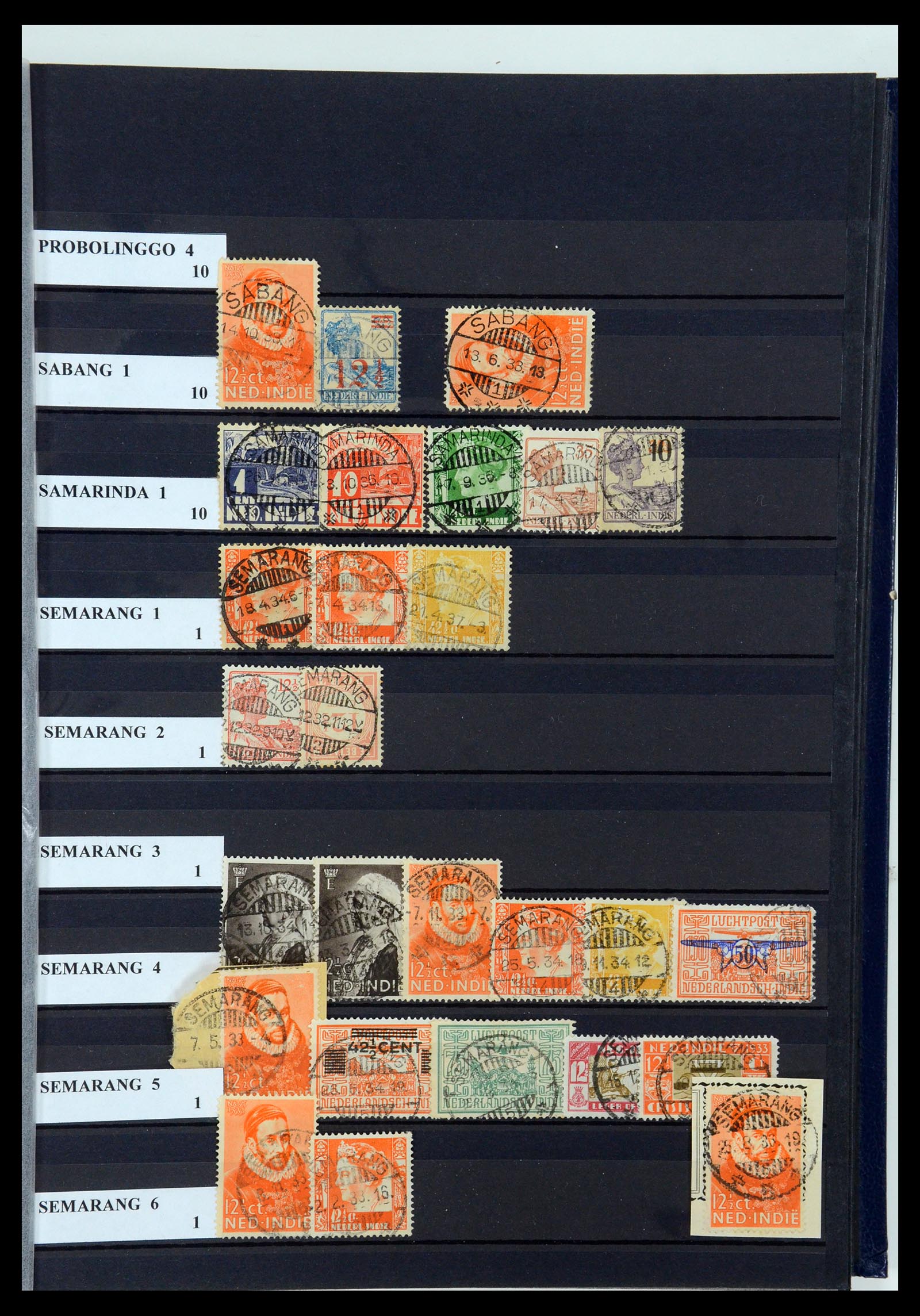 35628 061 - Postzegelverzameling 35628 Nederlands Indië stempels.