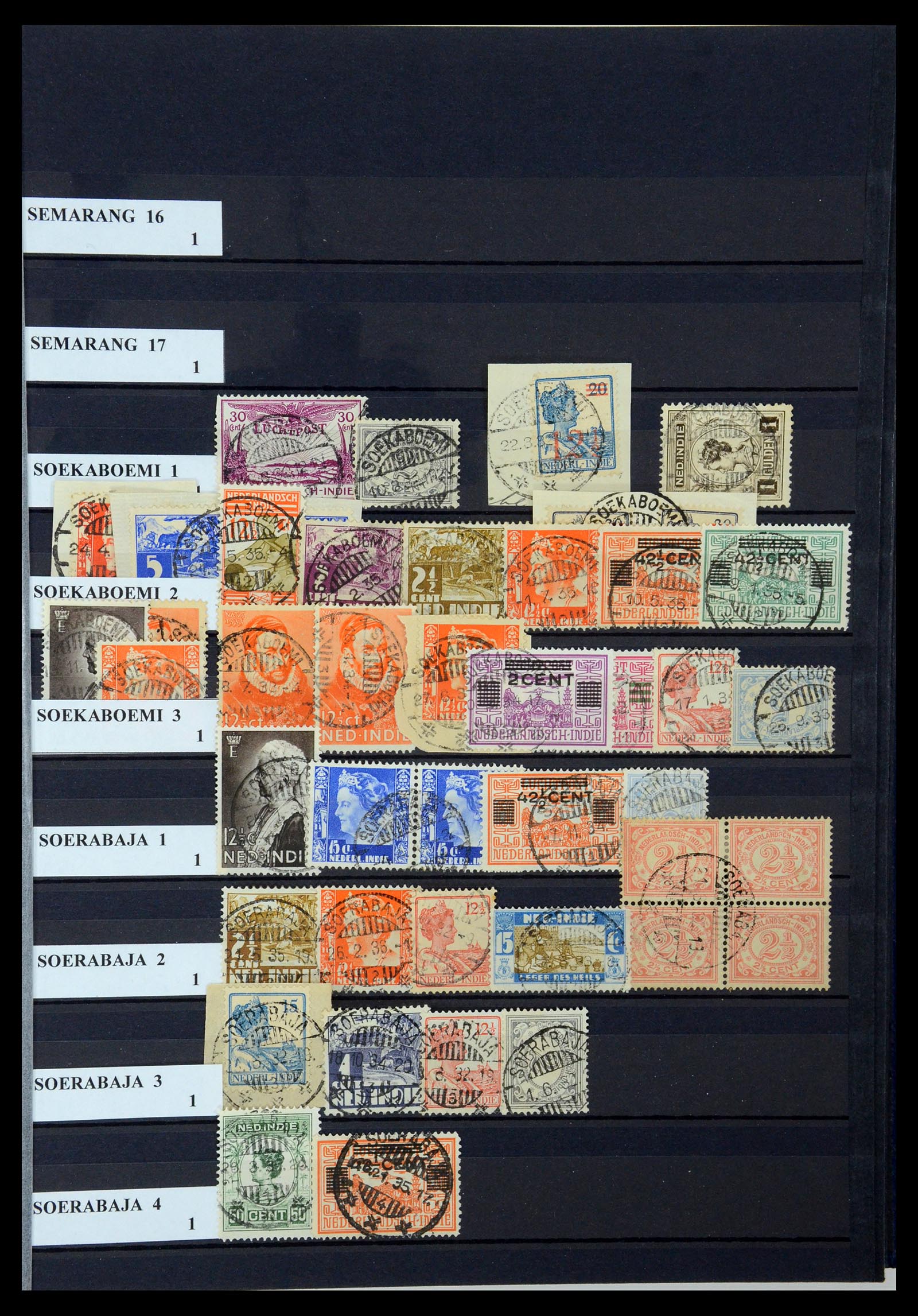 35628 063 - Postzegelverzameling 35628 Nederlands Indië stempels.