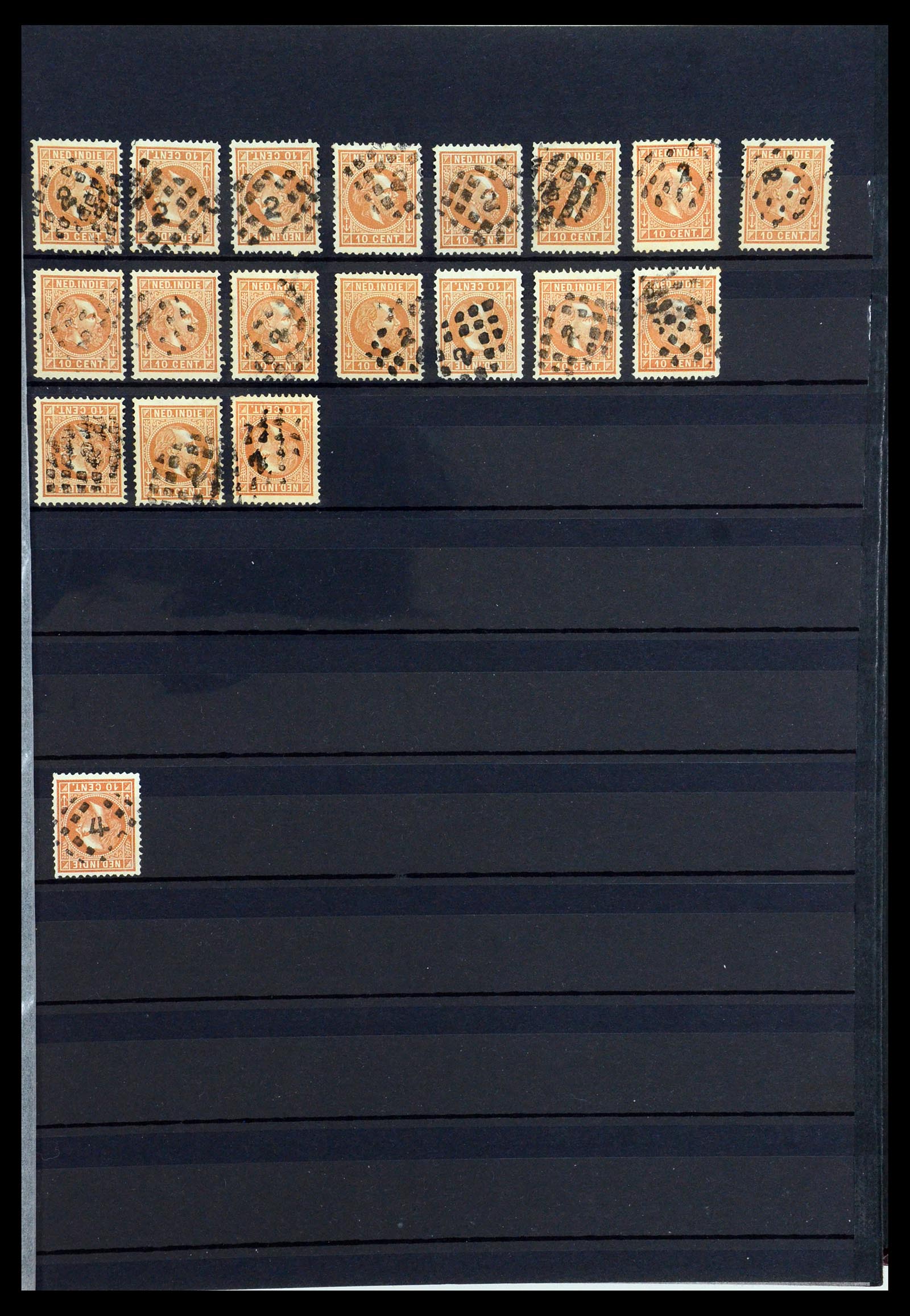35628 097 - Postzegelverzameling 35628 Nederlands Indië stempels.