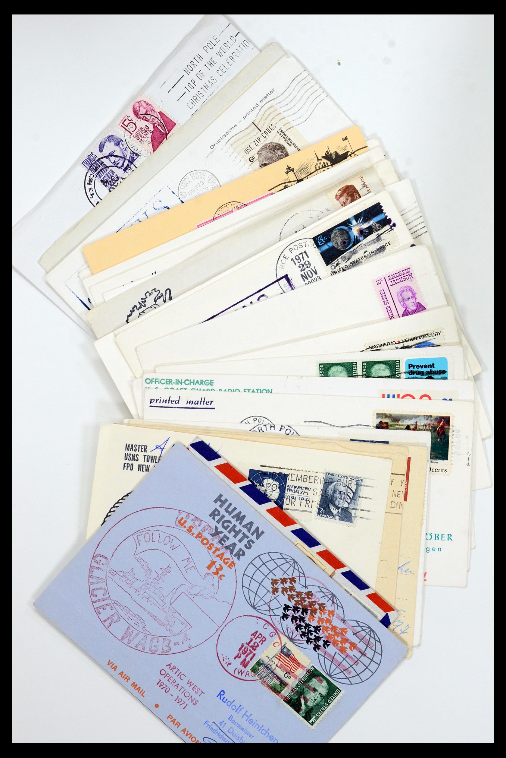 35629 001 - Postzegelverzameling 35629 Motief Noord en Zuid Pool.