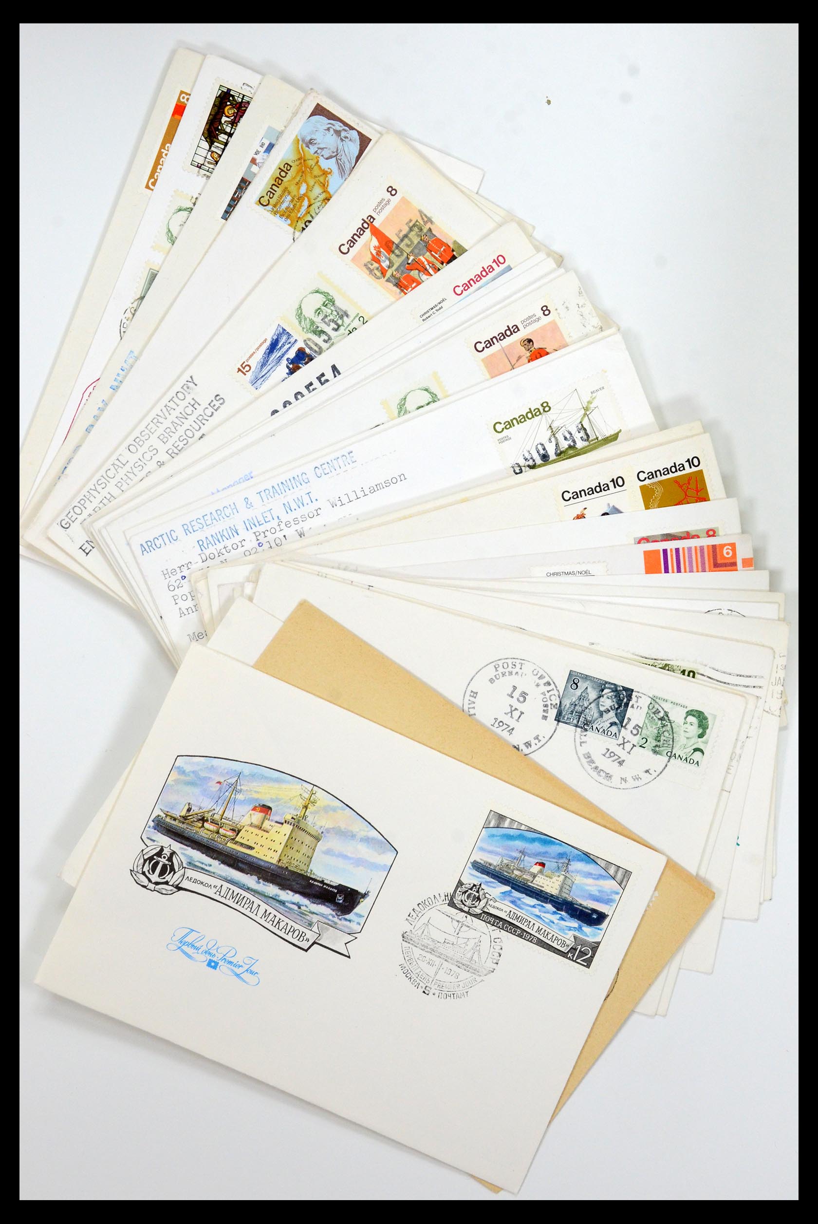 35629 007 - Postzegelverzameling 35629 Motief Noord en Zuid Pool.