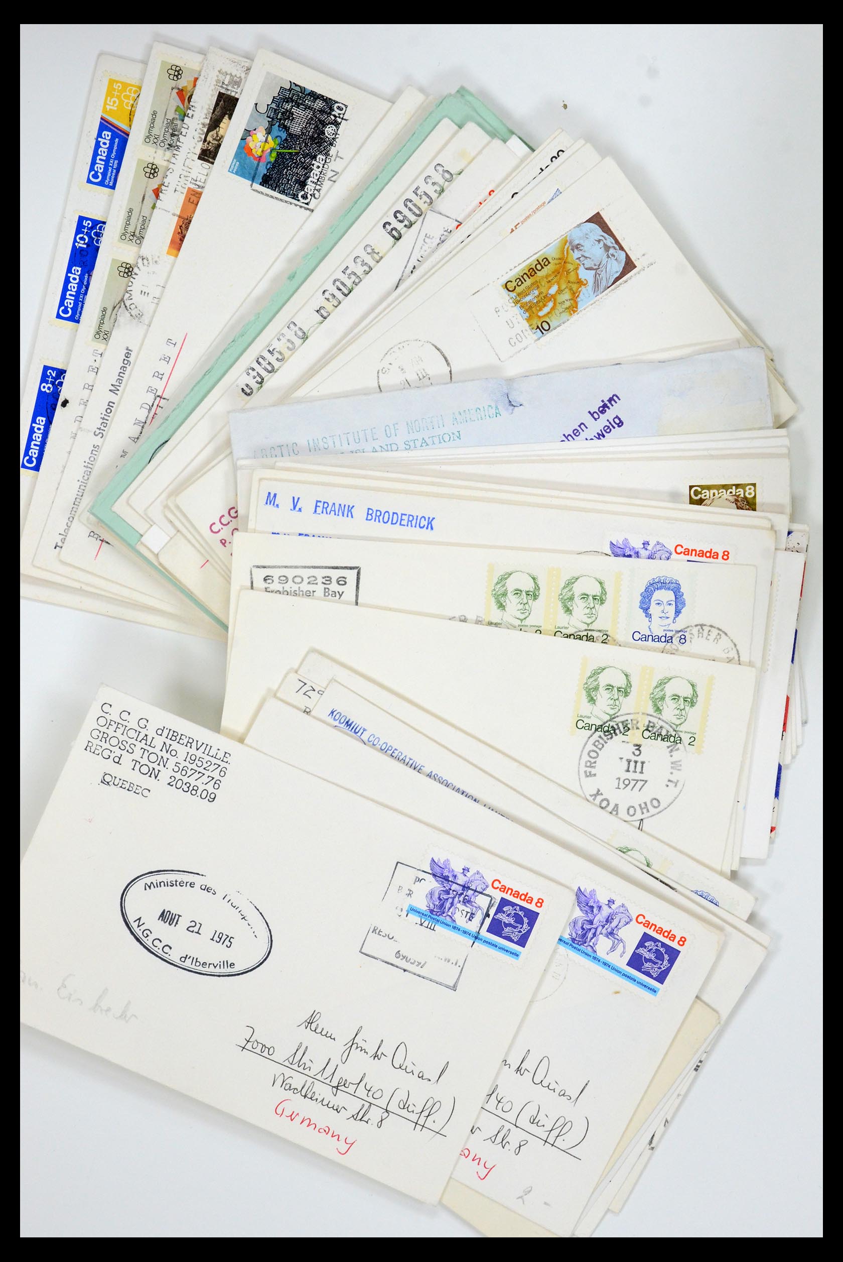 35629 008 - Postzegelverzameling 35629 Motief Noord en Zuid Pool.