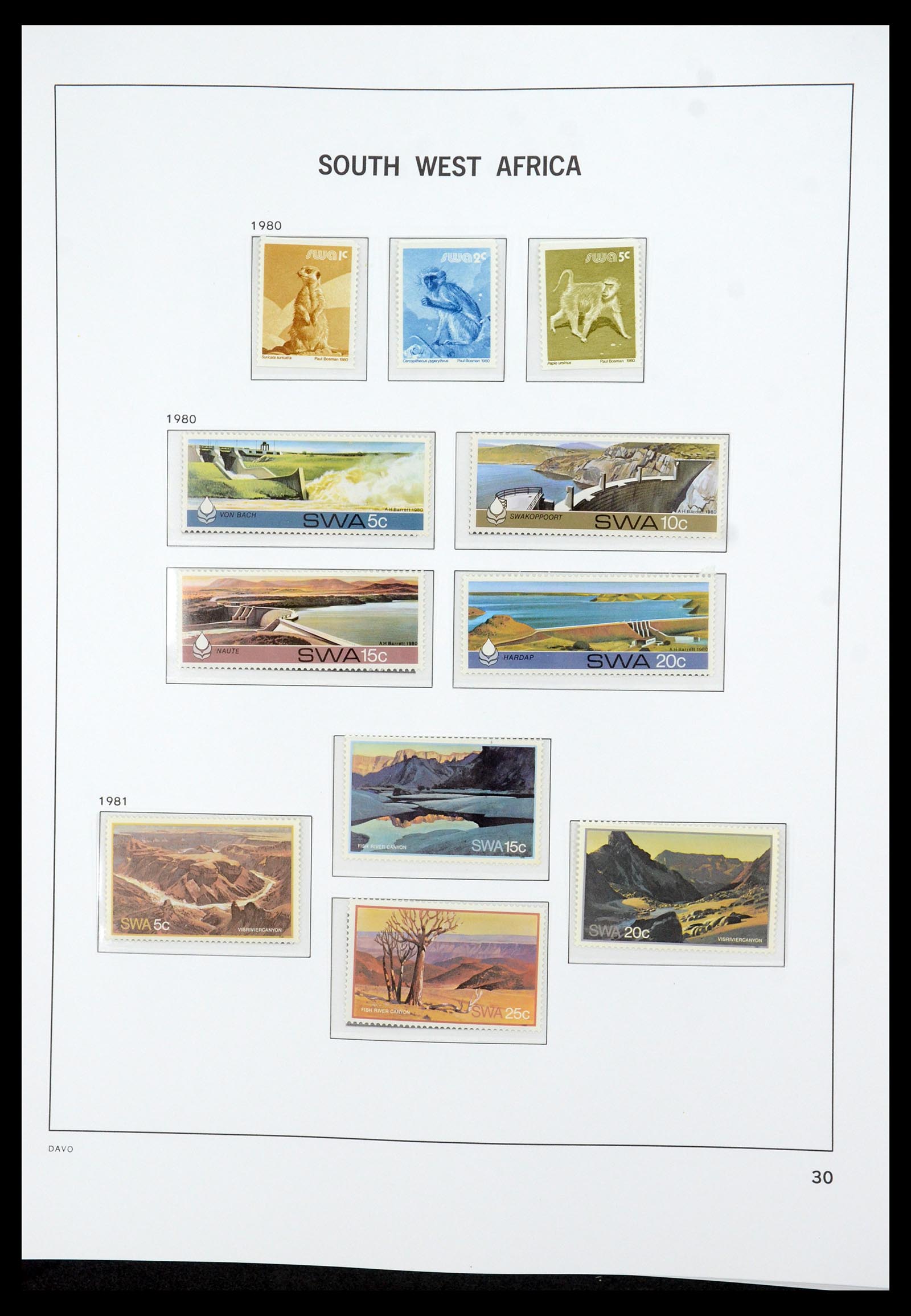 35632 154 - Stamp Collection 35632 South Africa 1910-1997.