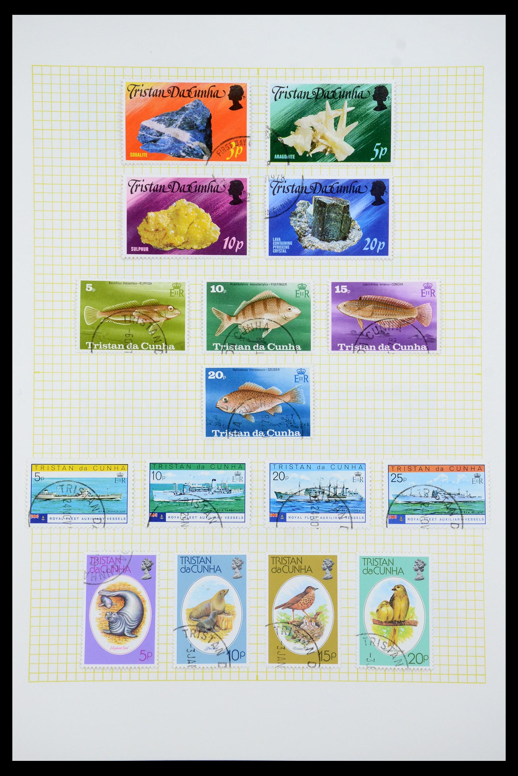 35639 027 - Stamp Collection 35639 Tristan da Cunha 1952-1979.