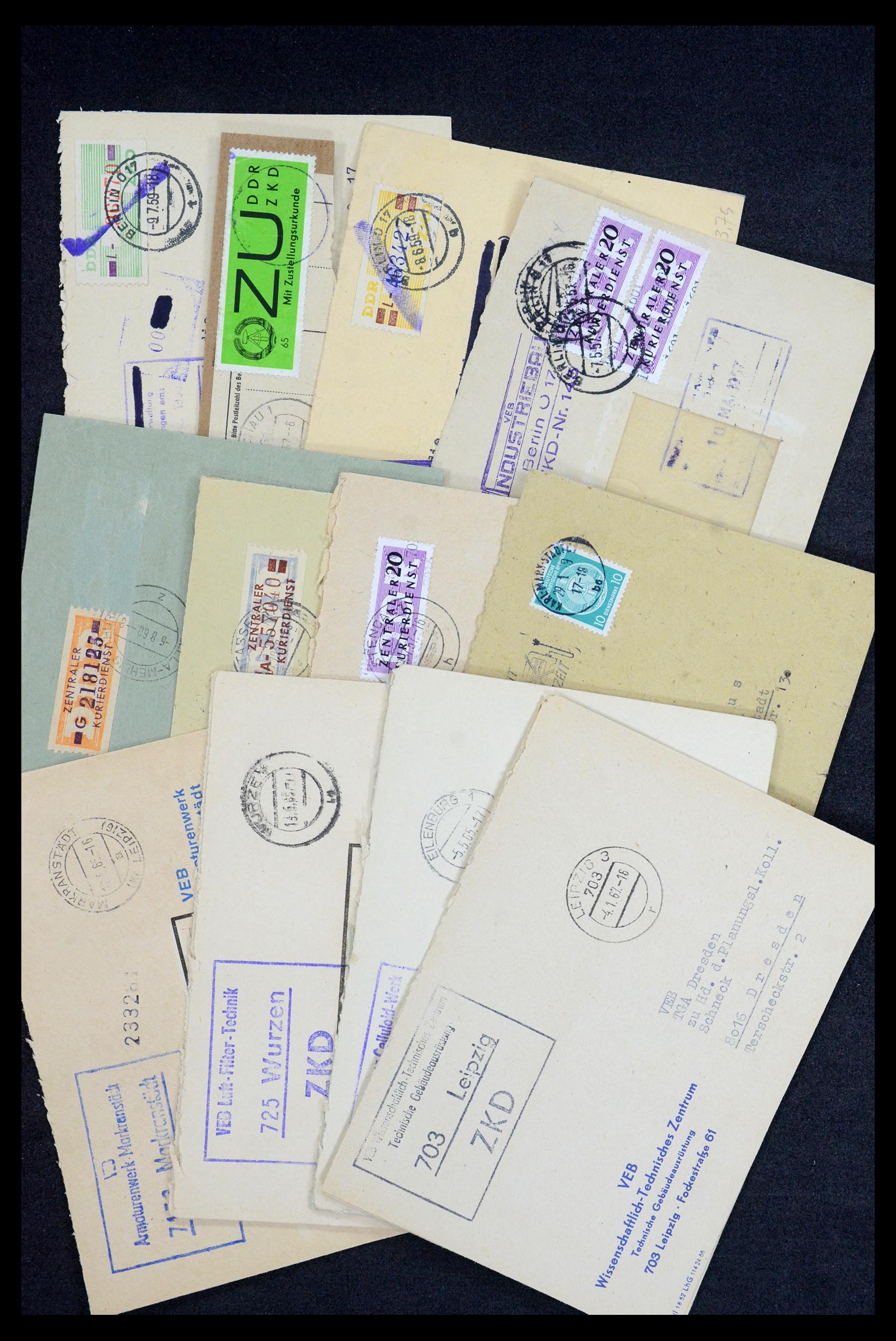 35652 011 - Postzegelverzameling 35652 DDR dienstbrieven 1954-1968.