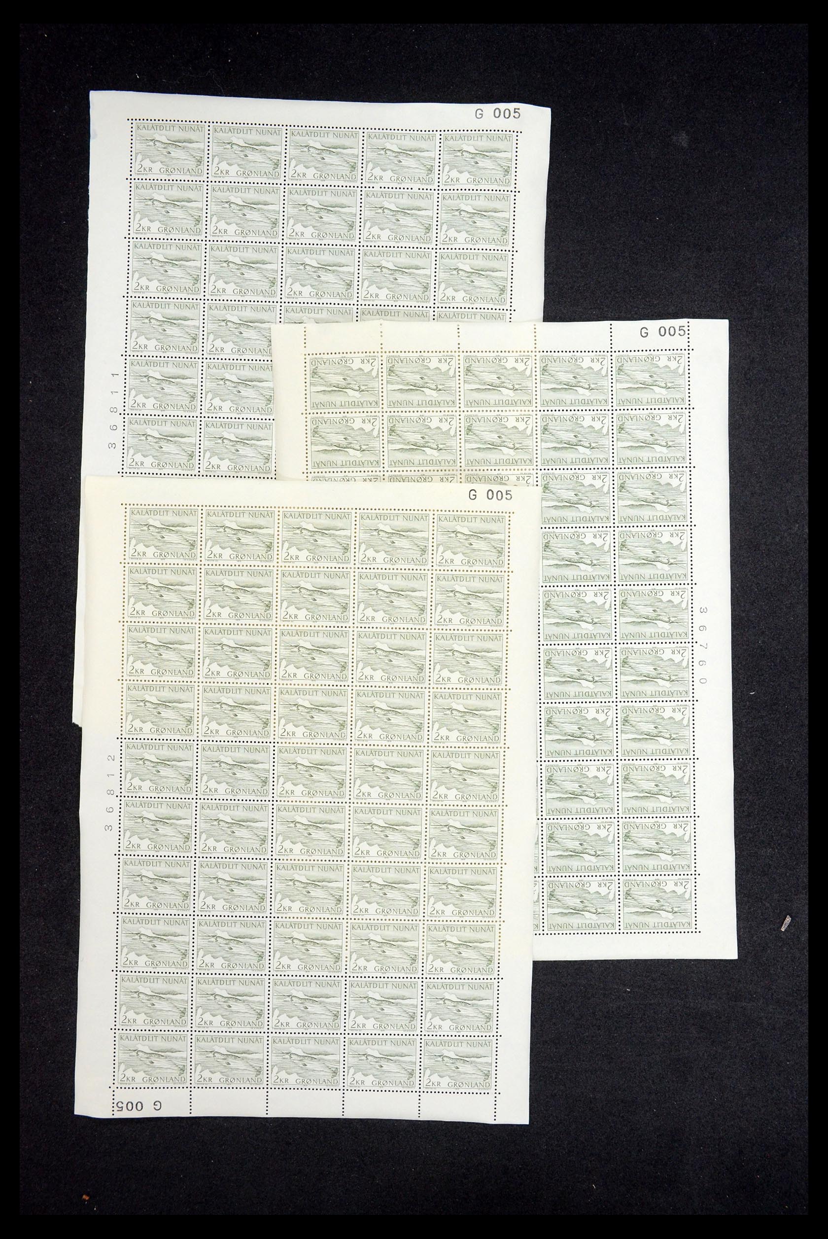 35664 016 - Stamp Collection 35664 Greenland 1961-1977.