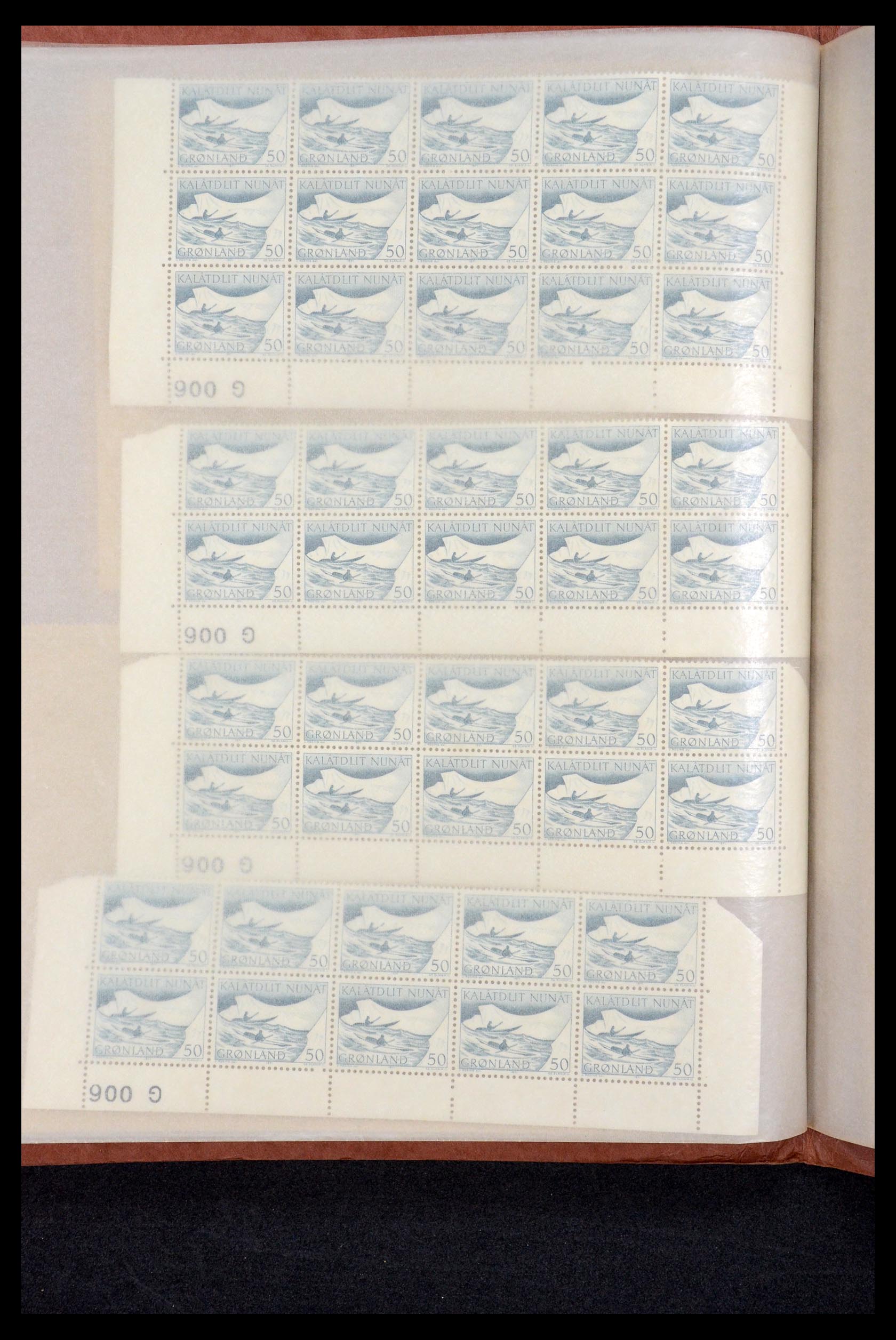 35664 032 - Postzegelverzameling 35664 Groenland 1961-1977.
