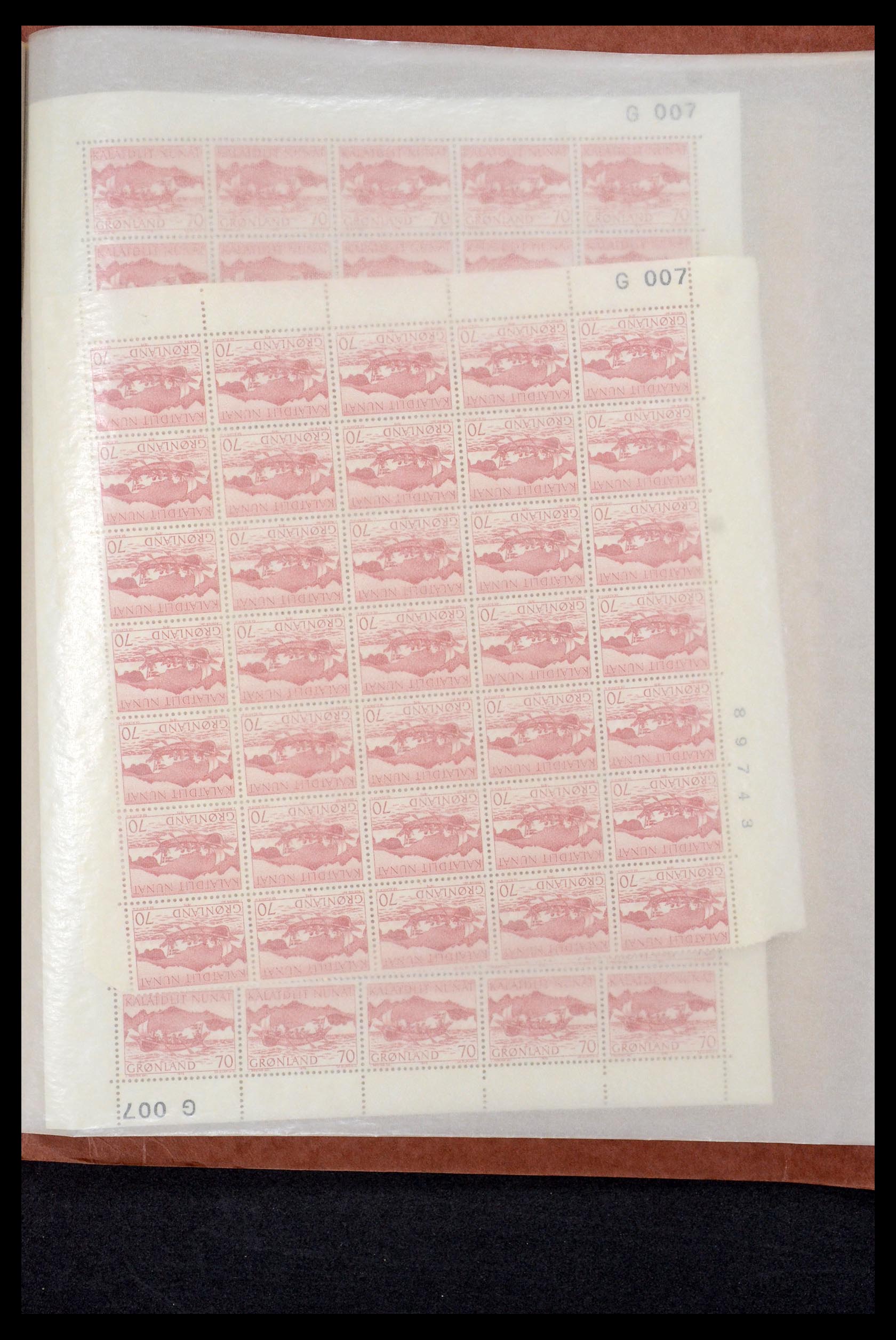 35664 037 - Postzegelverzameling 35664 Groenland 1961-1977.