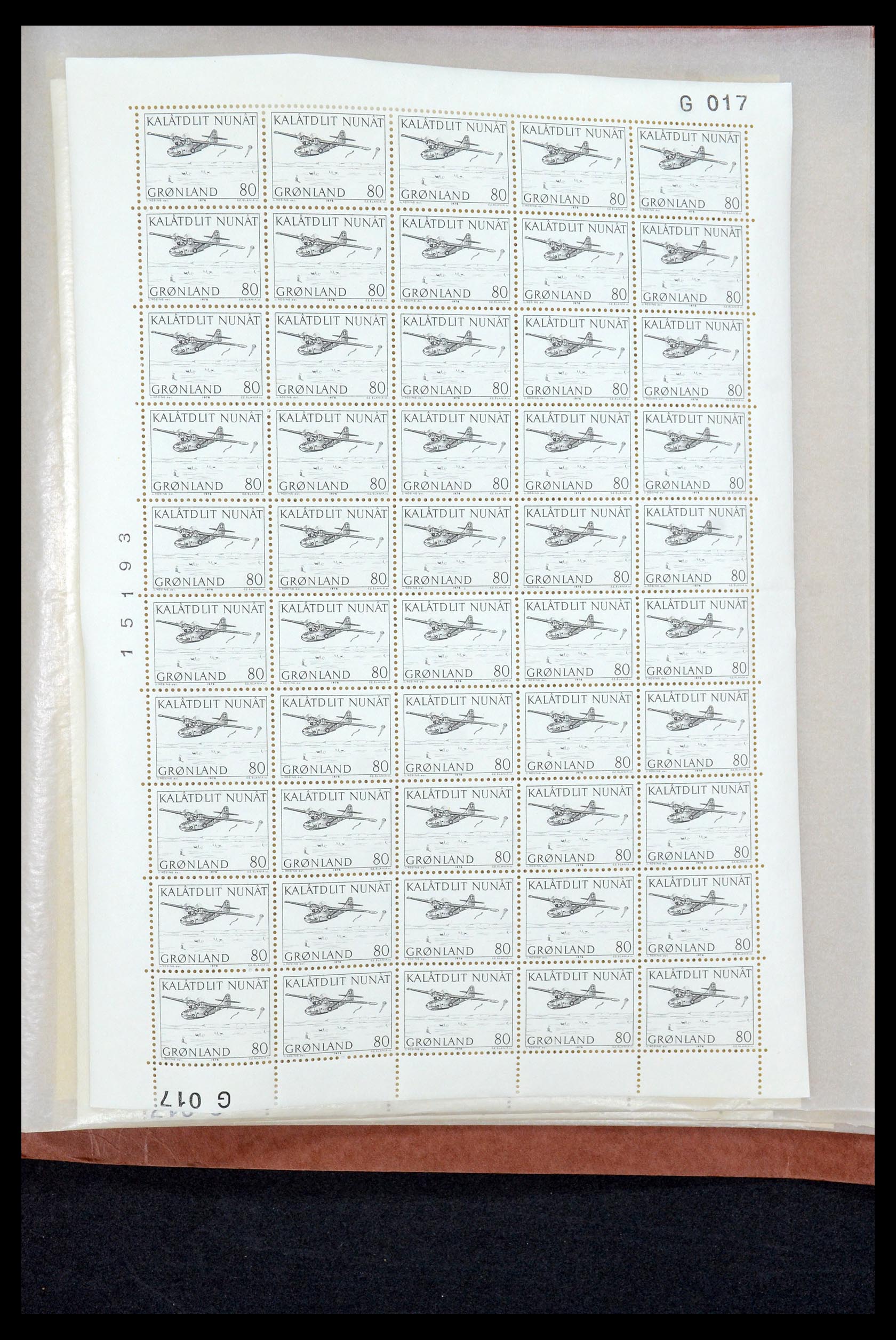 35664 042 - Postzegelverzameling 35664 Groenland 1961-1977.