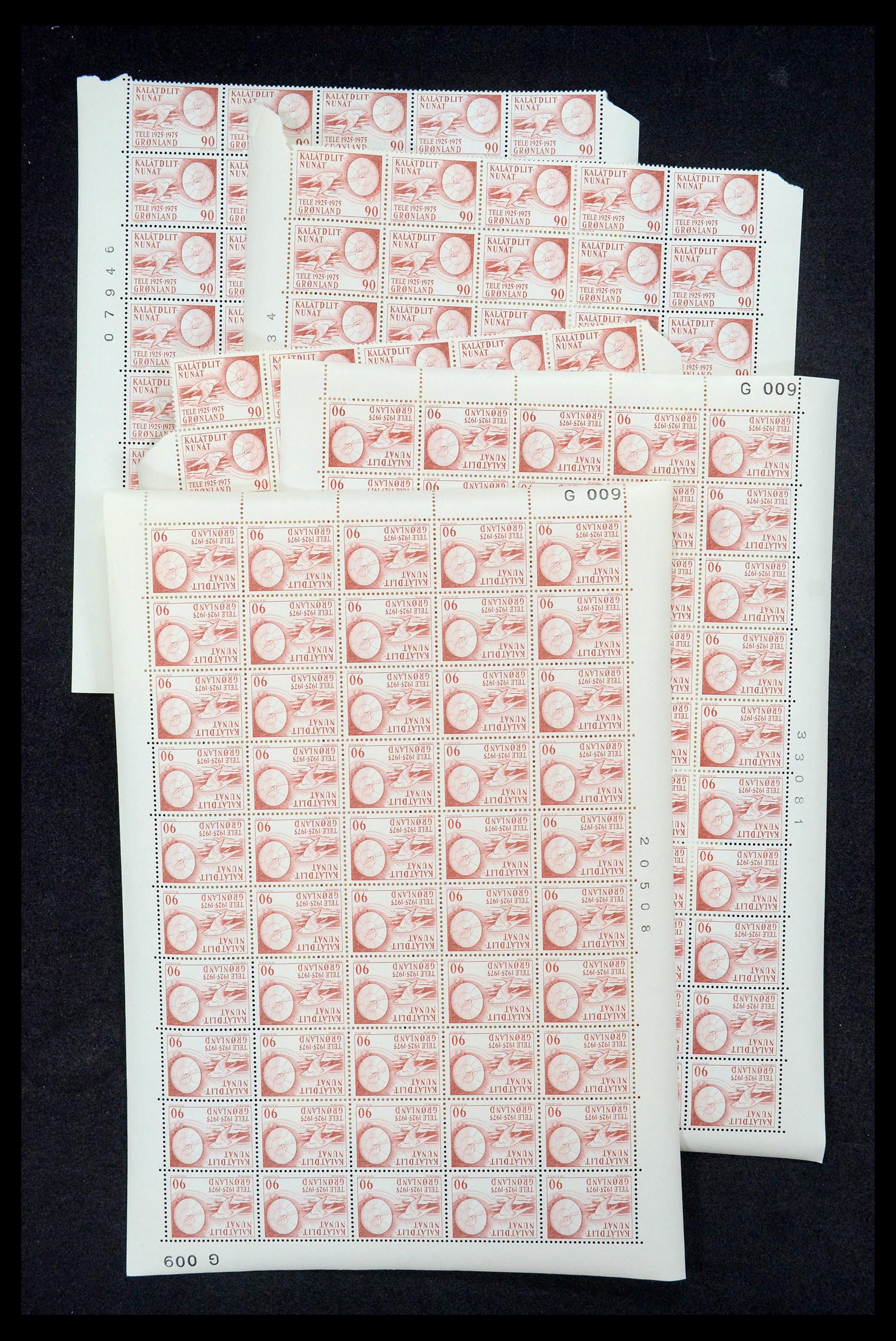 35664 082 - Stamp Collection 35664 Greenland 1961-1977.