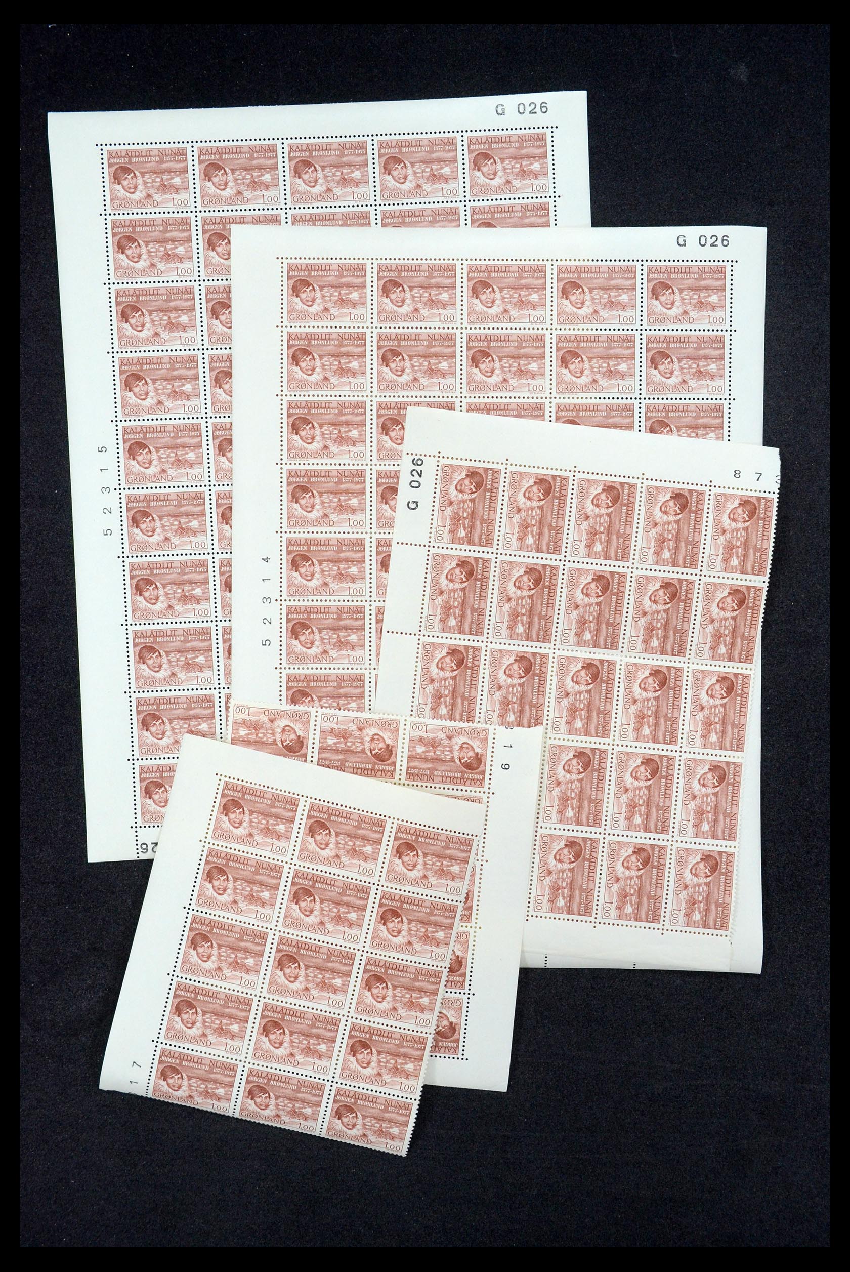 35664 087 - Stamp Collection 35664 Greenland 1961-1977.