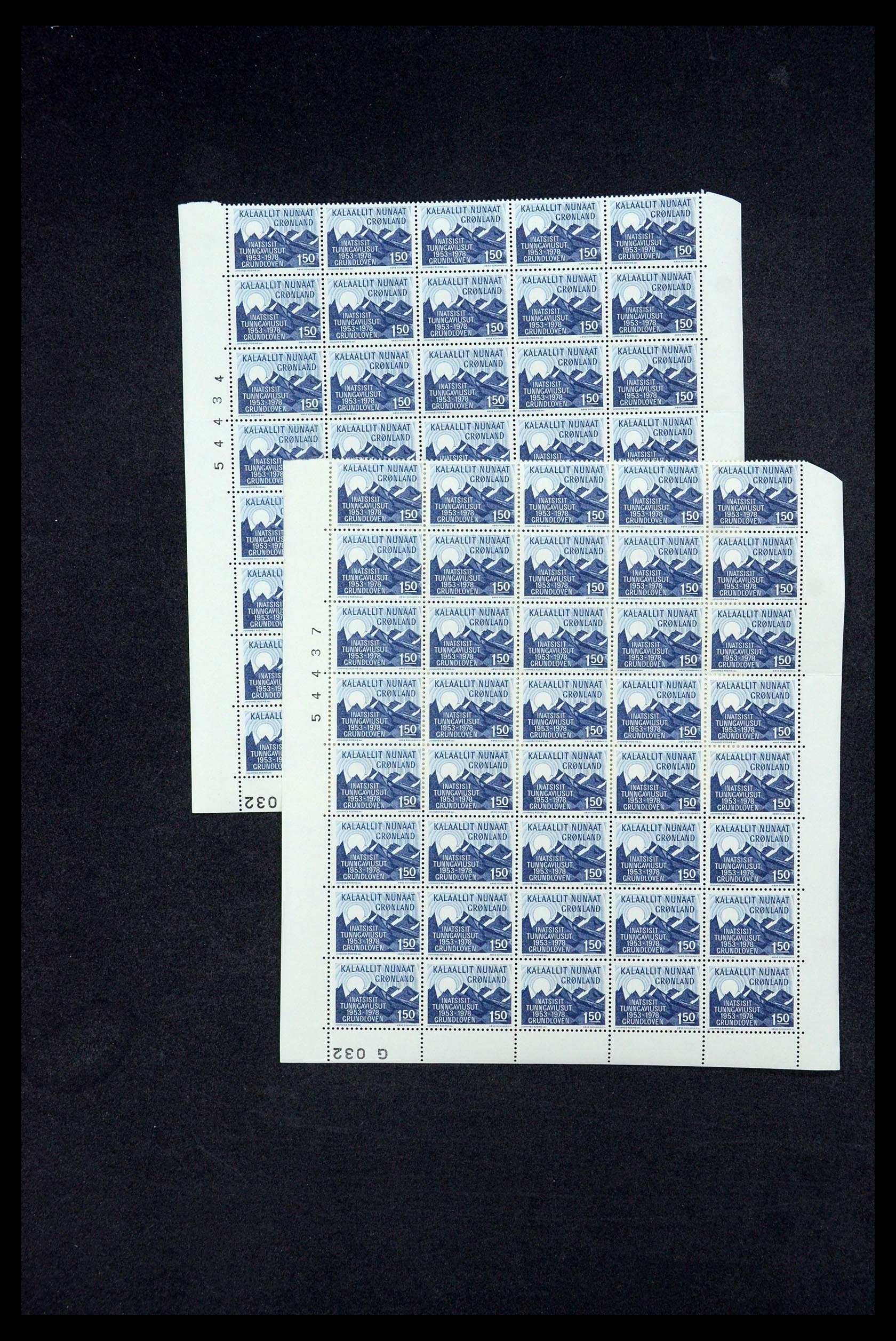 35664 089 - Stamp Collection 35664 Greenland 1961-1977.