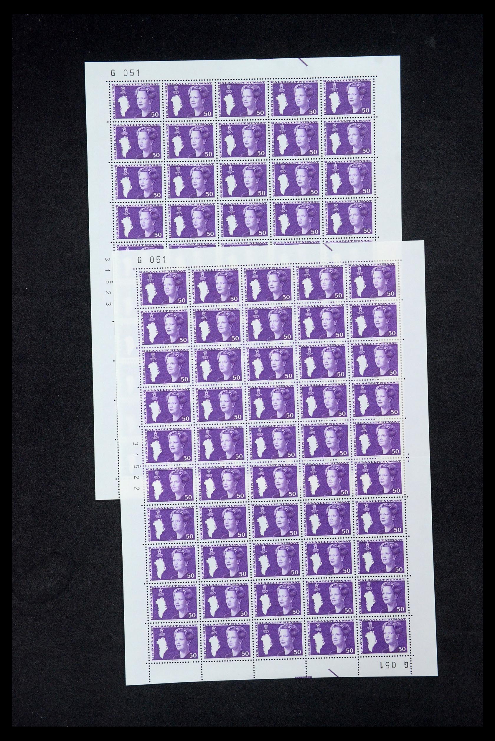 35664 096 - Stamp Collection 35664 Greenland 1961-1977.