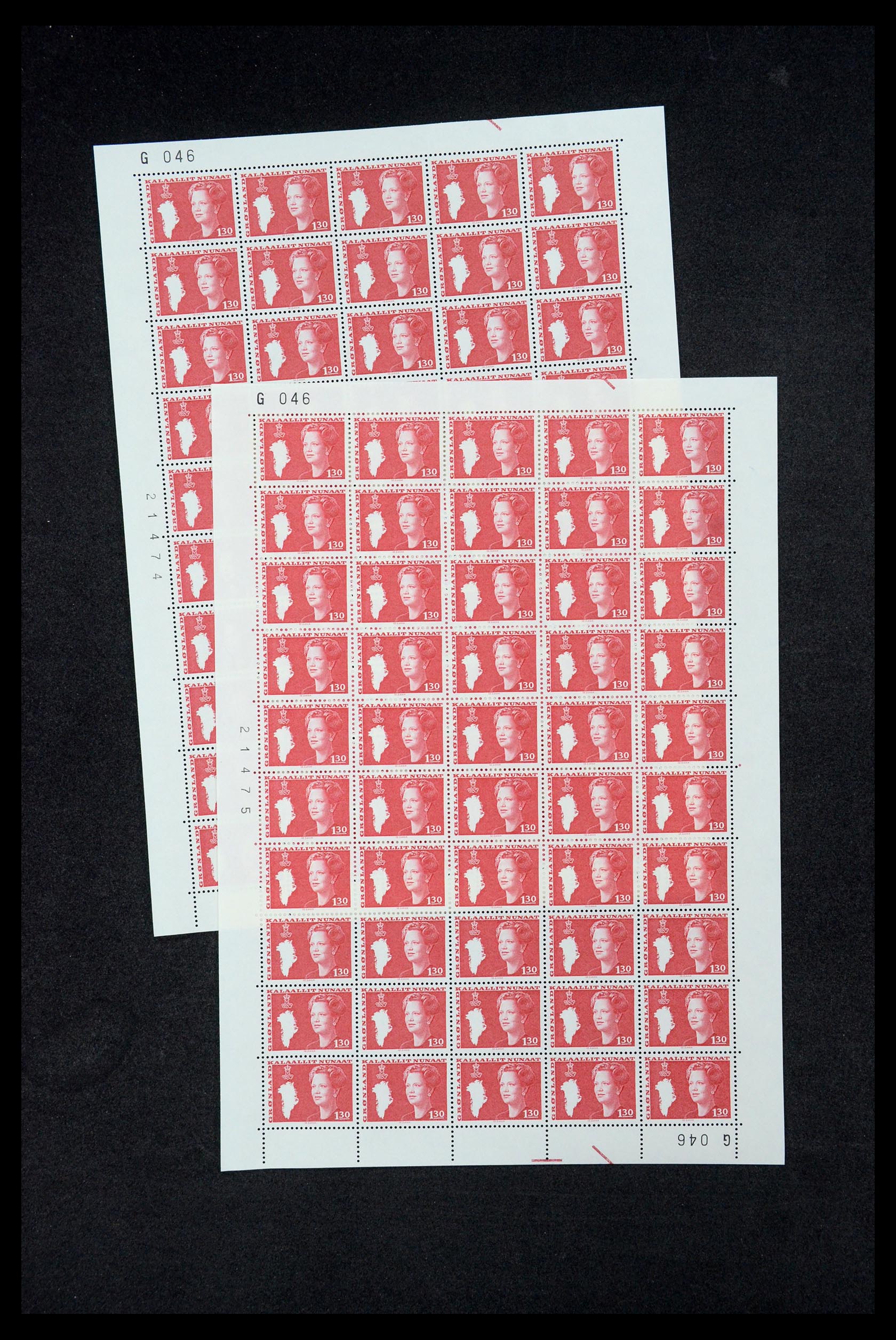 35664 098 - Stamp Collection 35664 Greenland 1961-1977.