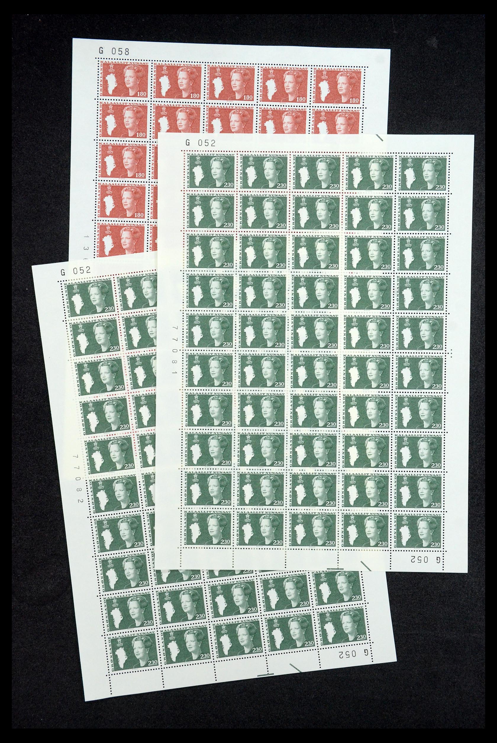 35664 100 - Stamp Collection 35664 Greenland 1961-1977.