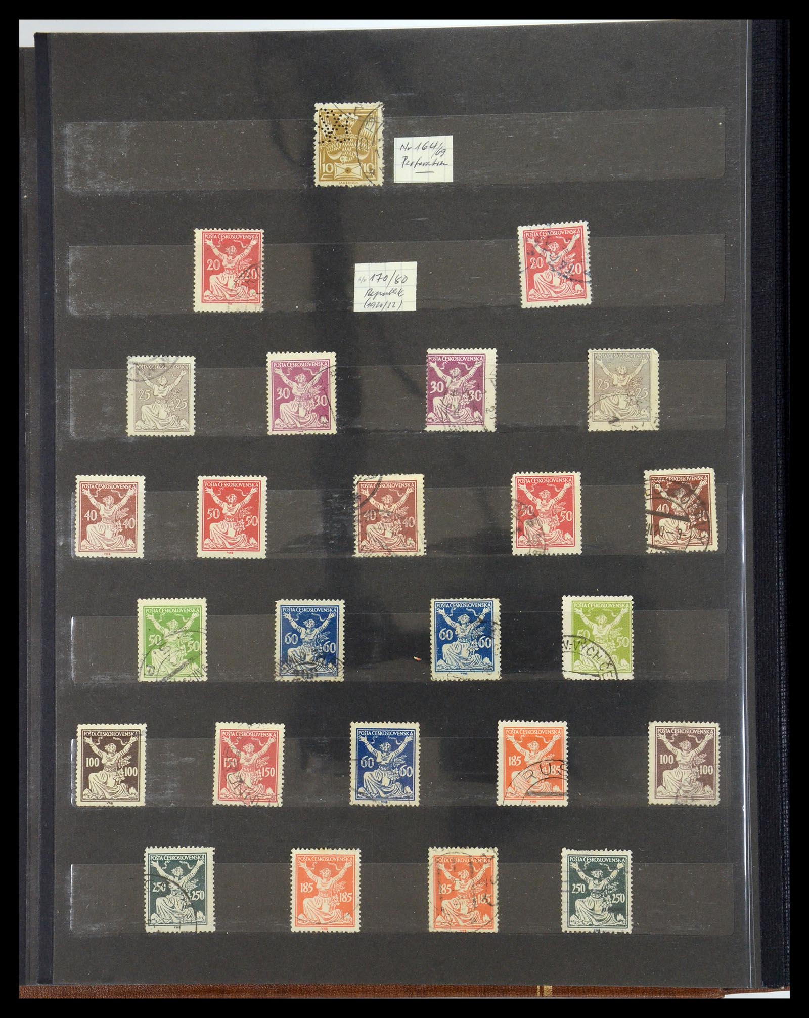 35672 013 - Postzegelverzameling 35672 Tsjechoslowakije 1918-1970.