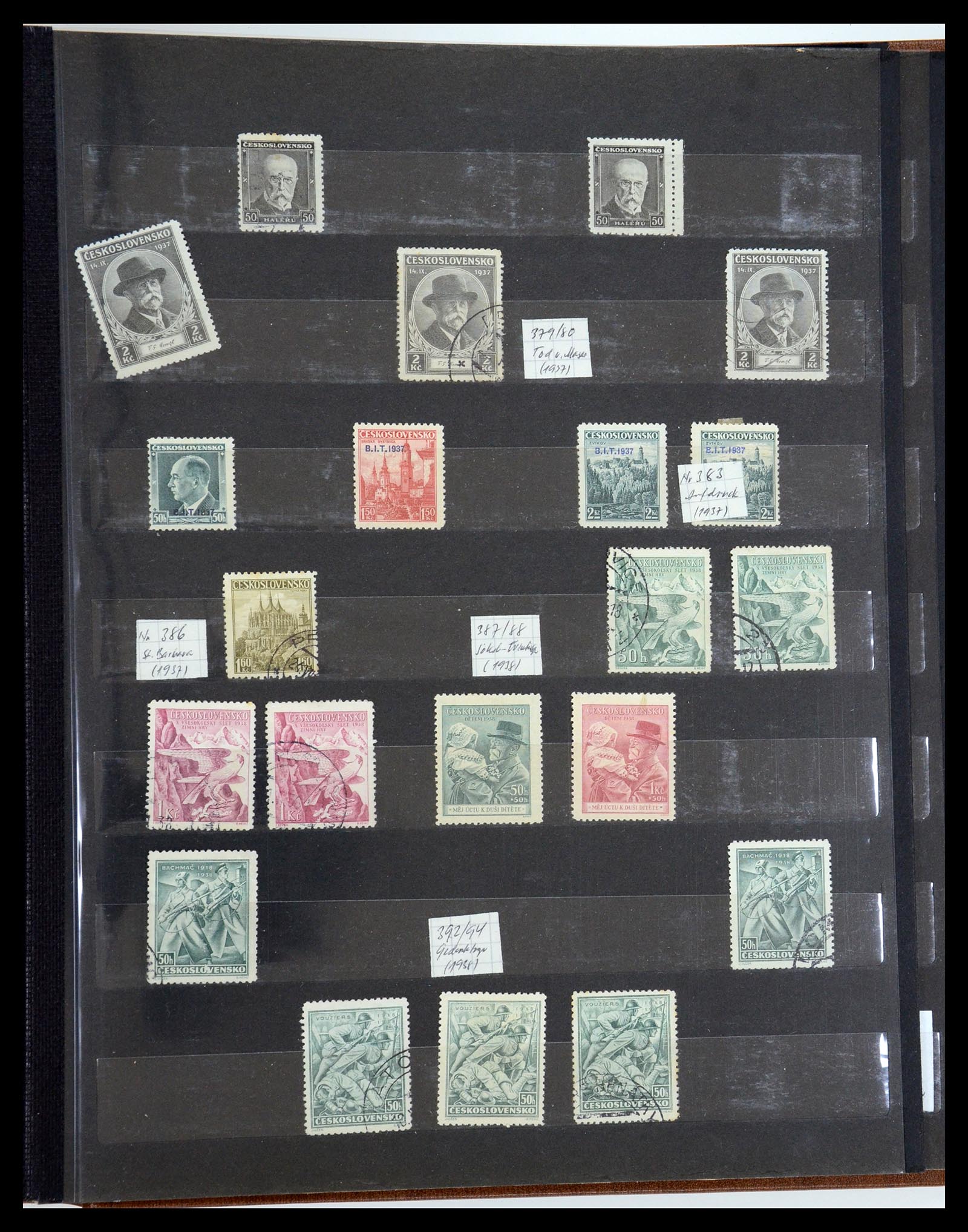35672 033 - Postzegelverzameling 35672 Tsjechoslowakije 1918-1970.