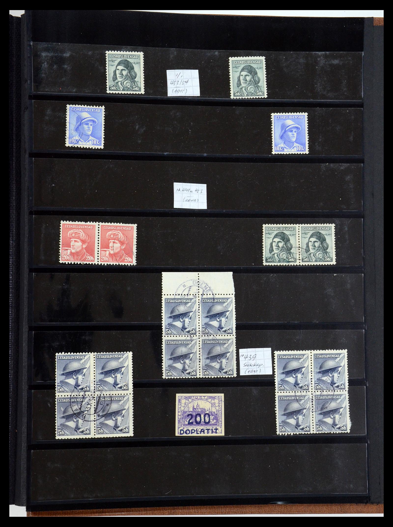 35672 043 - Postzegelverzameling 35672 Tsjechoslowakije 1918-1970.