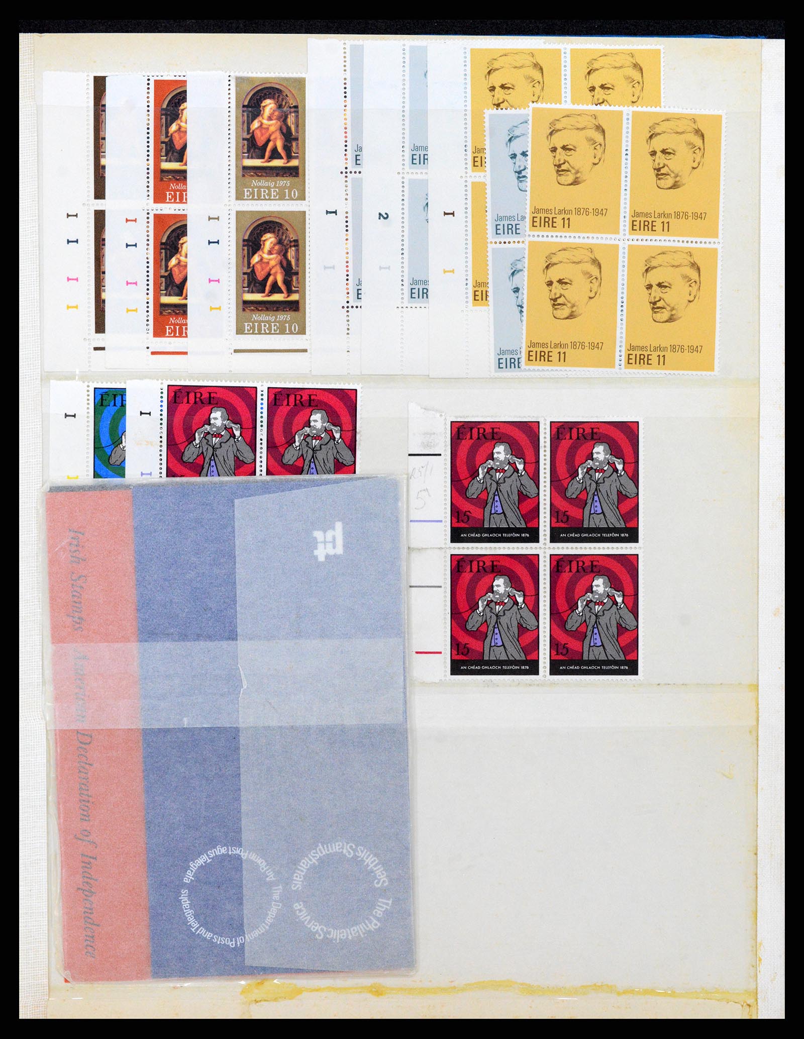 35677 002 - Postzegelverzameling 35677 Ierland 18950-2002.
