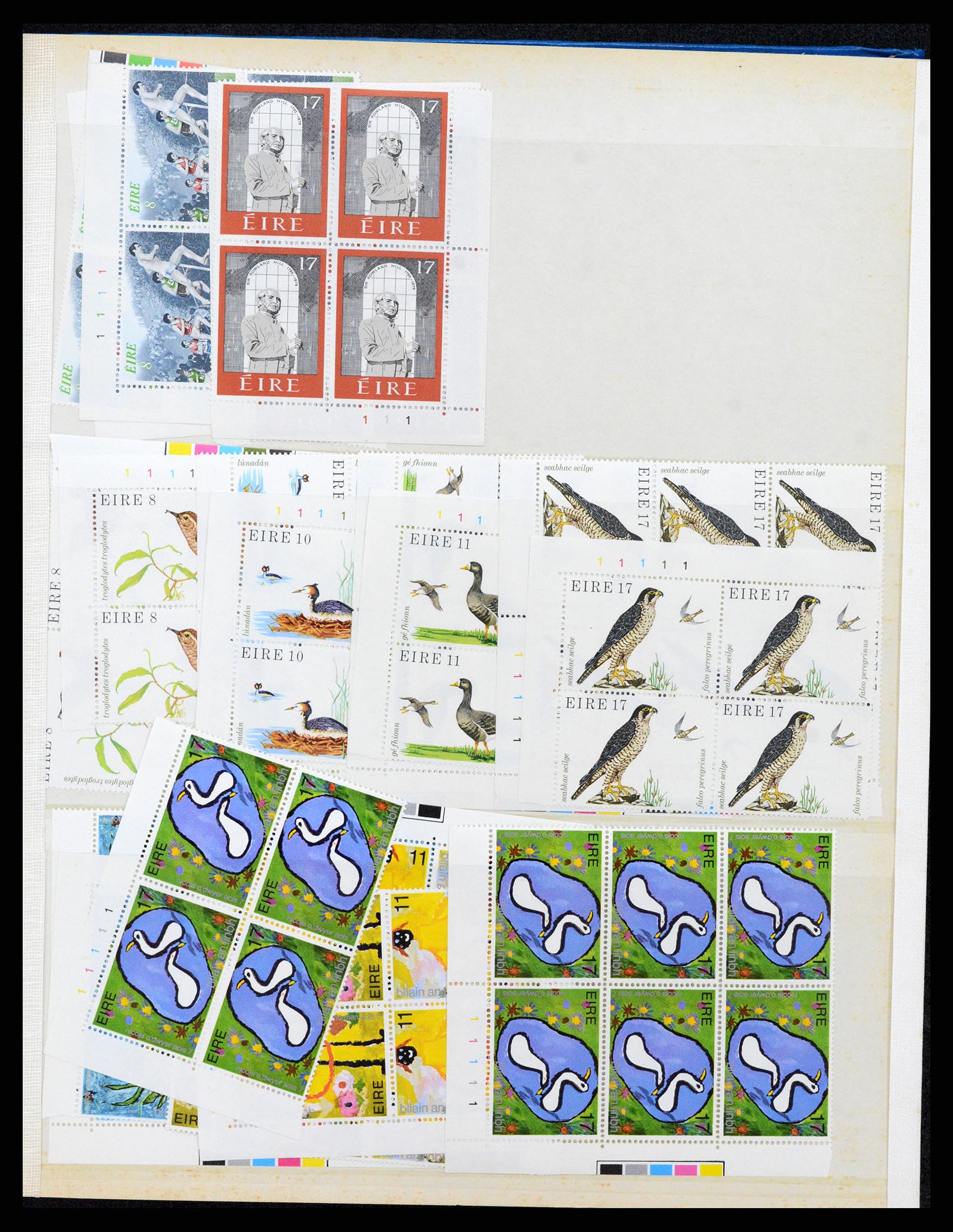 35677 006 - Postzegelverzameling 35677 Ierland 18950-2002.