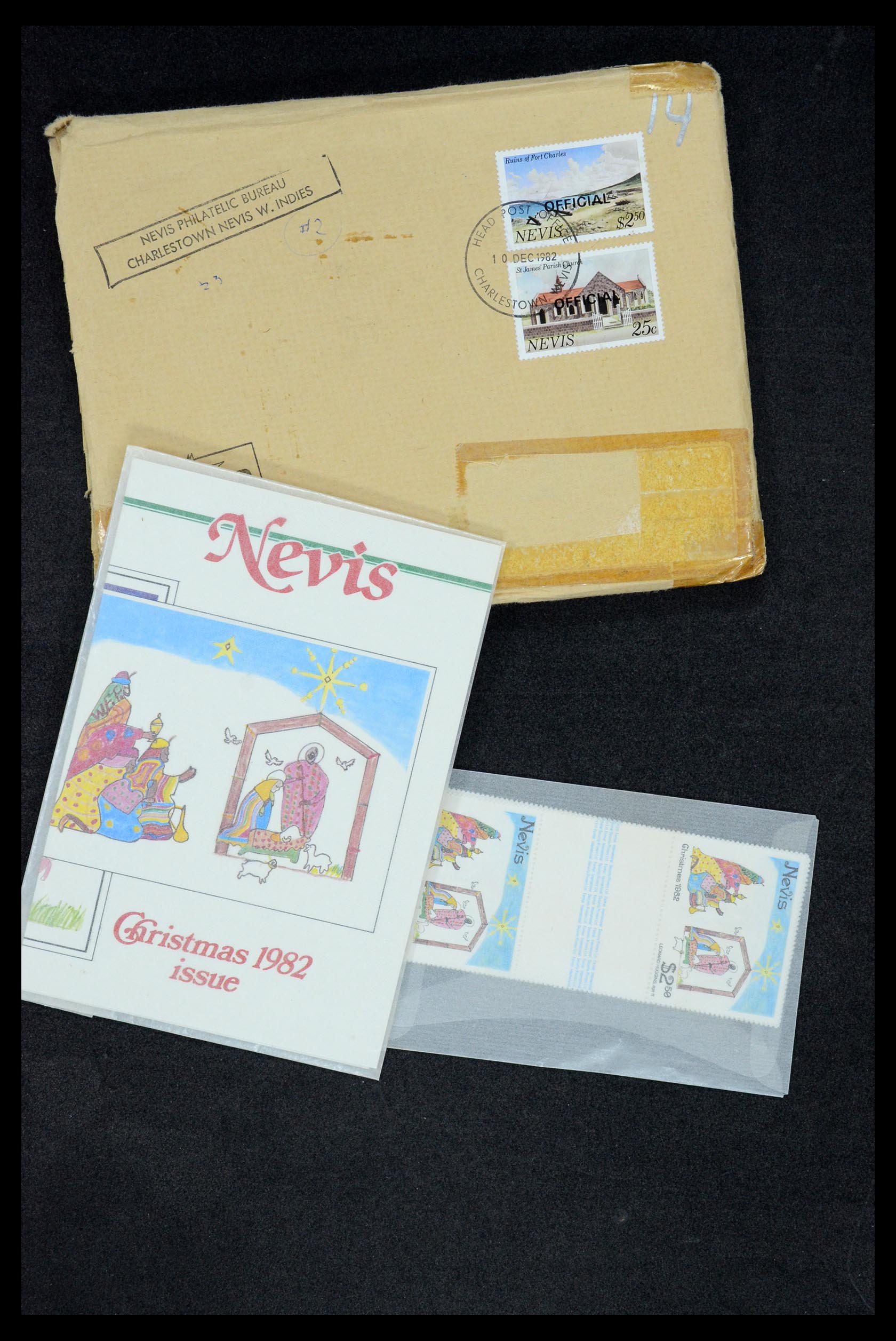 35681 002 - Postzegelverzameling 35681 St. Kitts & Nevis.