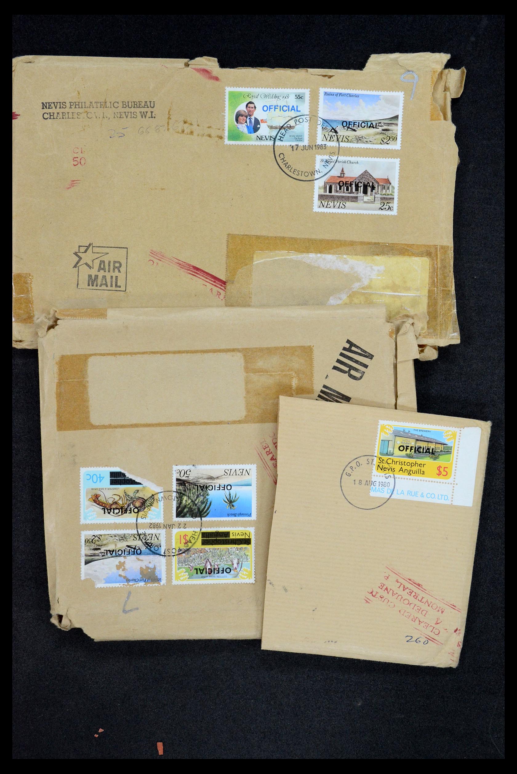 35681 005 - Postzegelverzameling 35681 St. Kitts & Nevis.