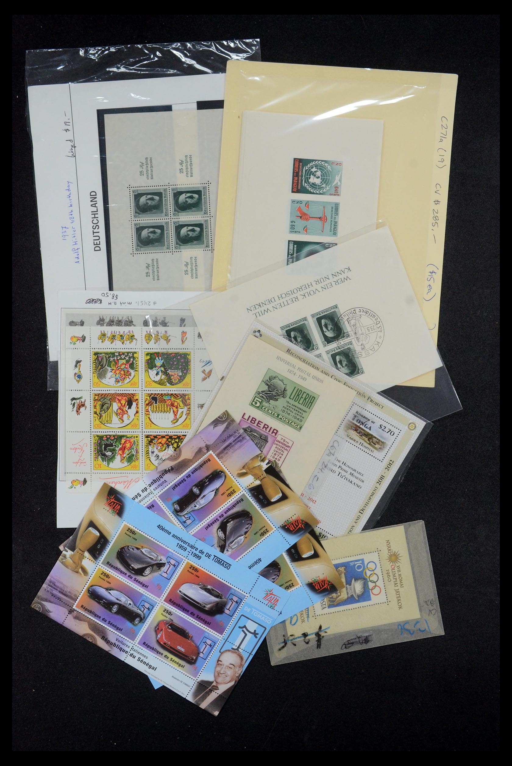 35682 008 - Stamp Collection 35682 World souvenir sheets until 2011!