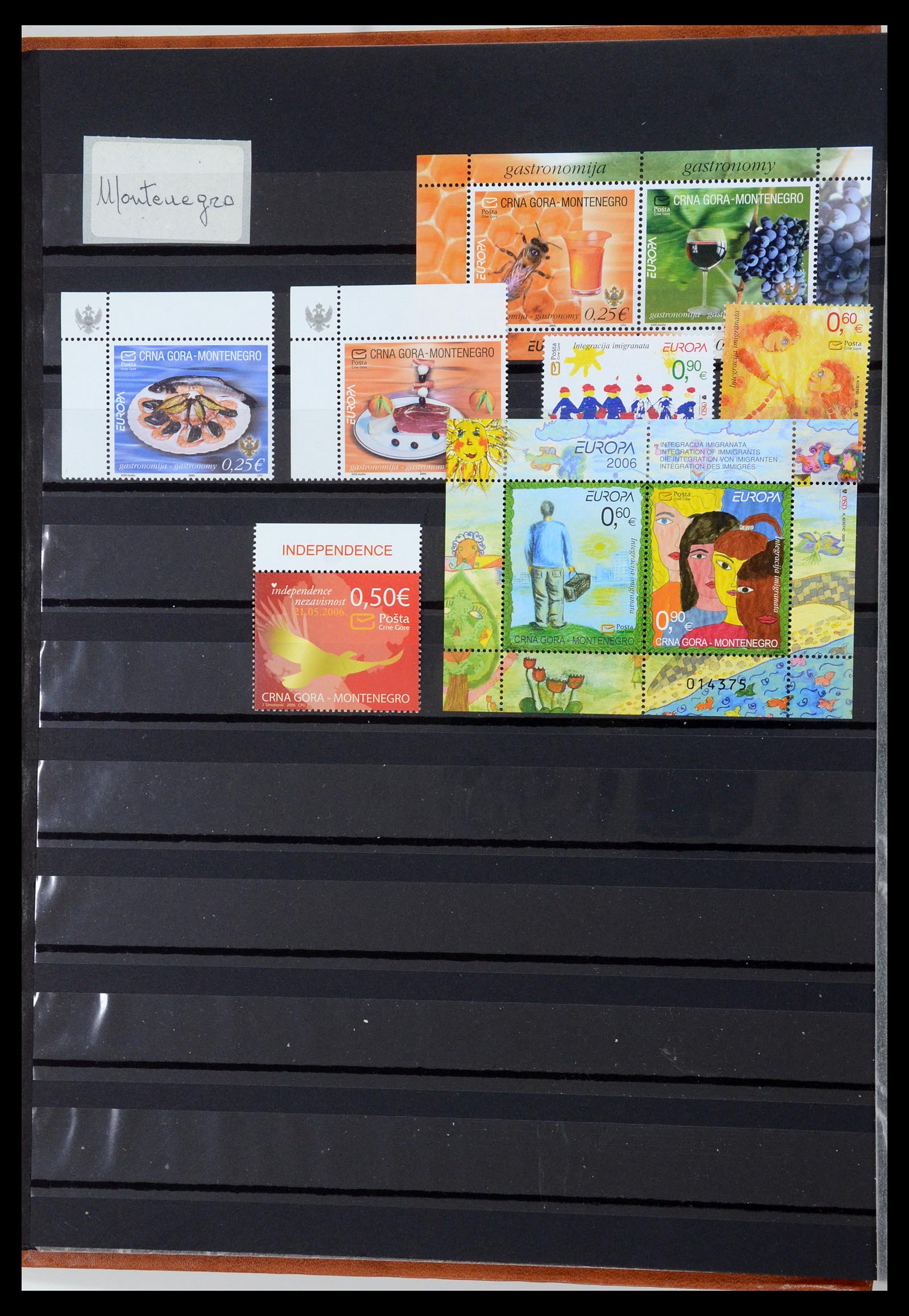 35702 070 - Postzegelverzameling 35702 Oost Europa 1990-2006.