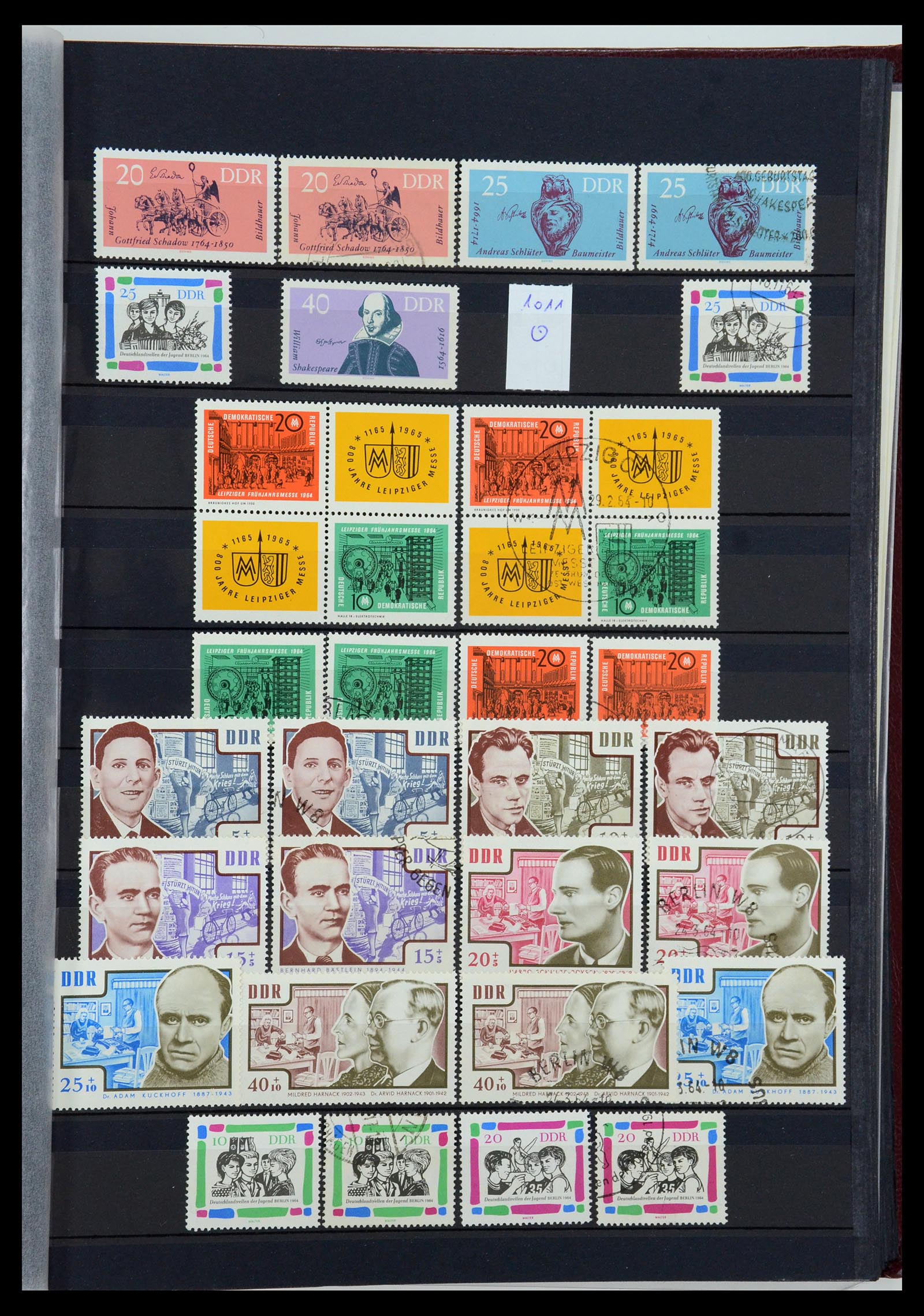 35708 045 - Postzegelverzameling 35708 DDR 1949-1990.