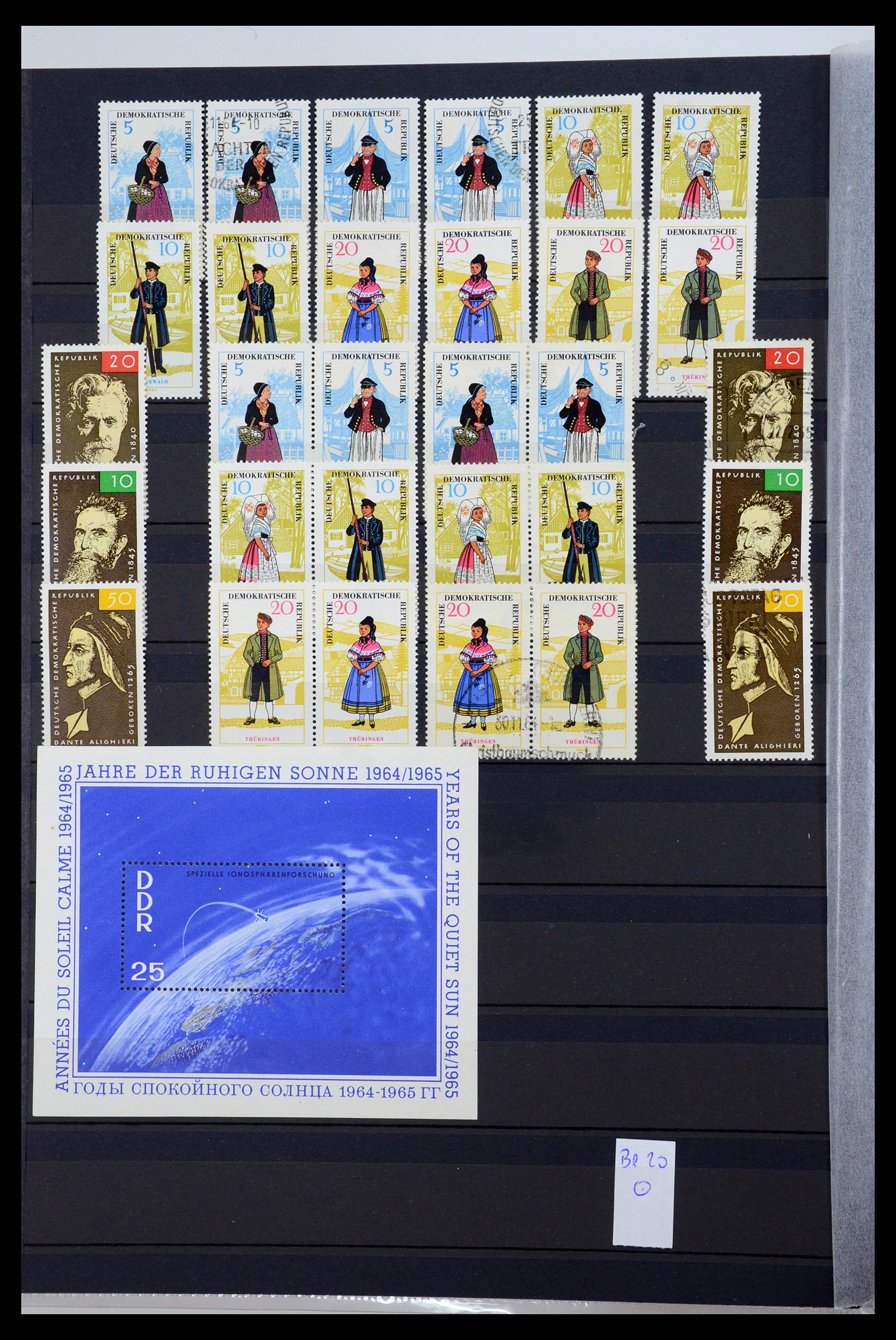 35708 053 - Postzegelverzameling 35708 DDR 1949-1990.