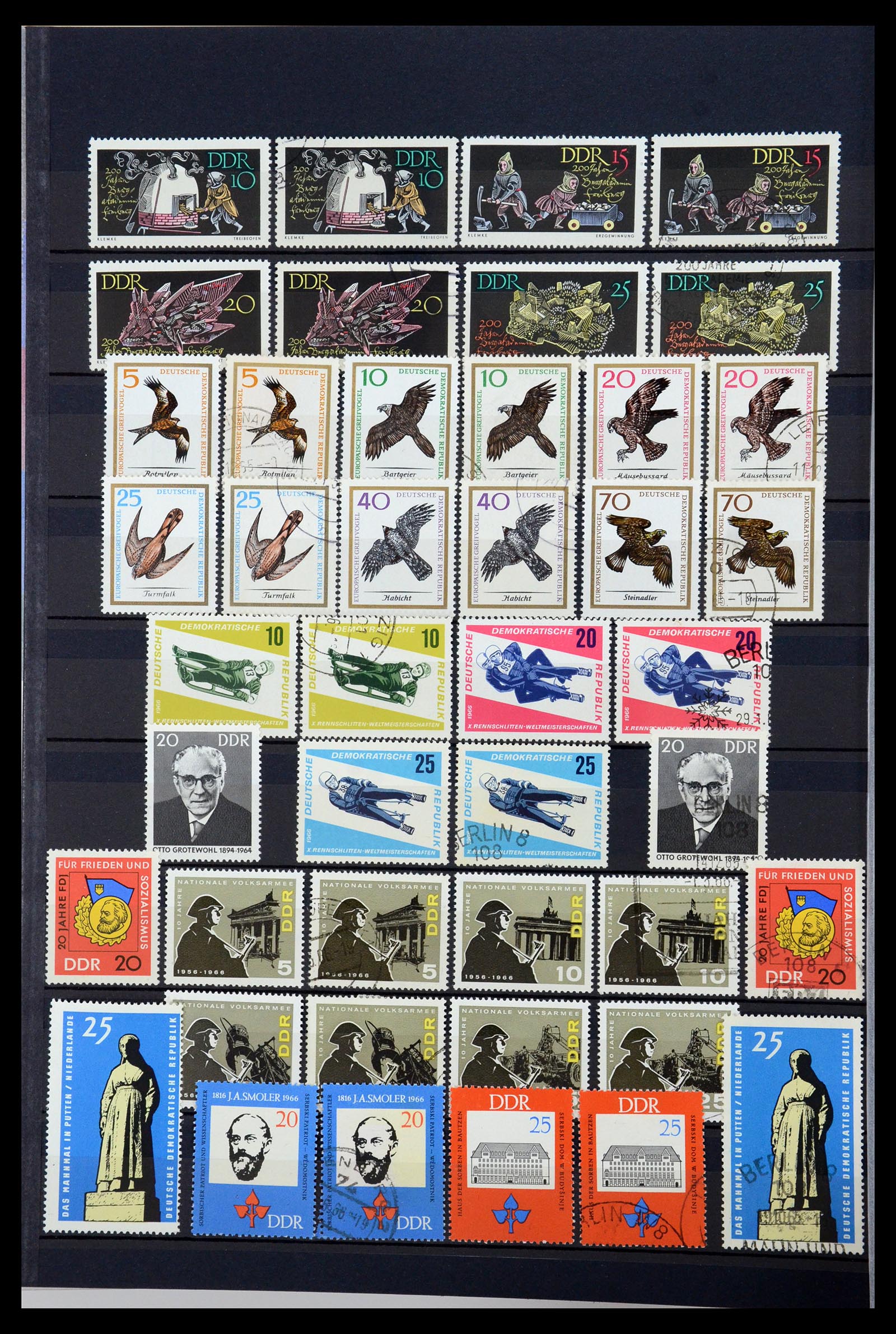 35708 059 - Stamp Collection 35708 GDR 1949-1990.