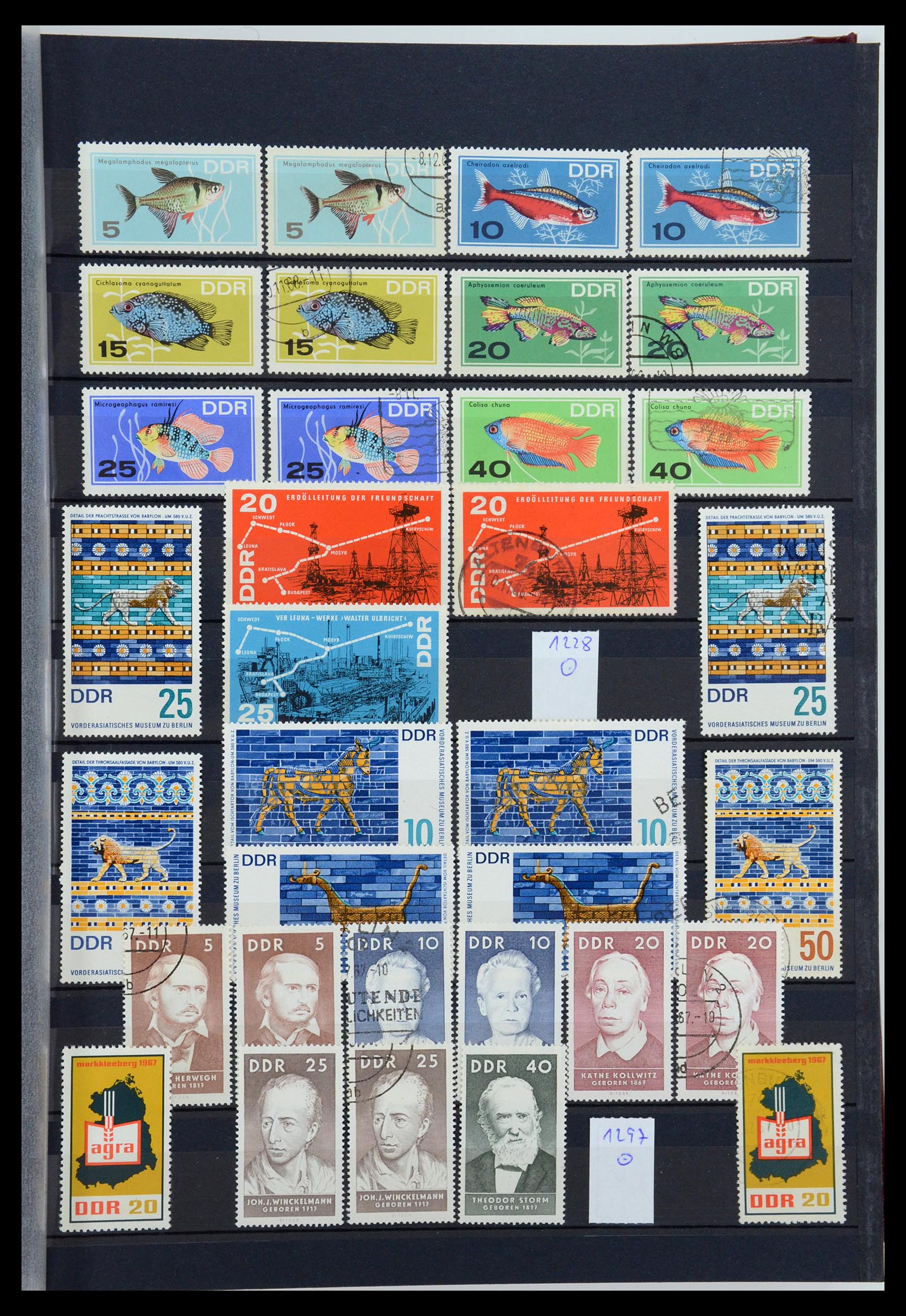 35708 064 - Stamp Collection 35708 GDR 1949-1990.