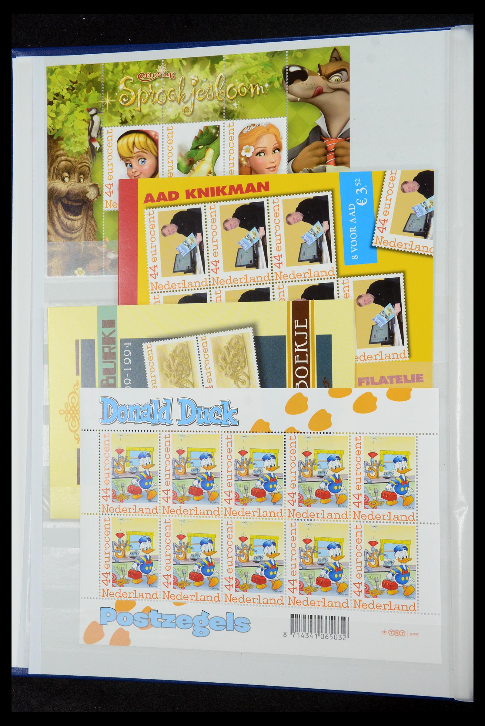 35713 004 - Postzegelverzameling 35713 Nederland persoonlijke zegels.