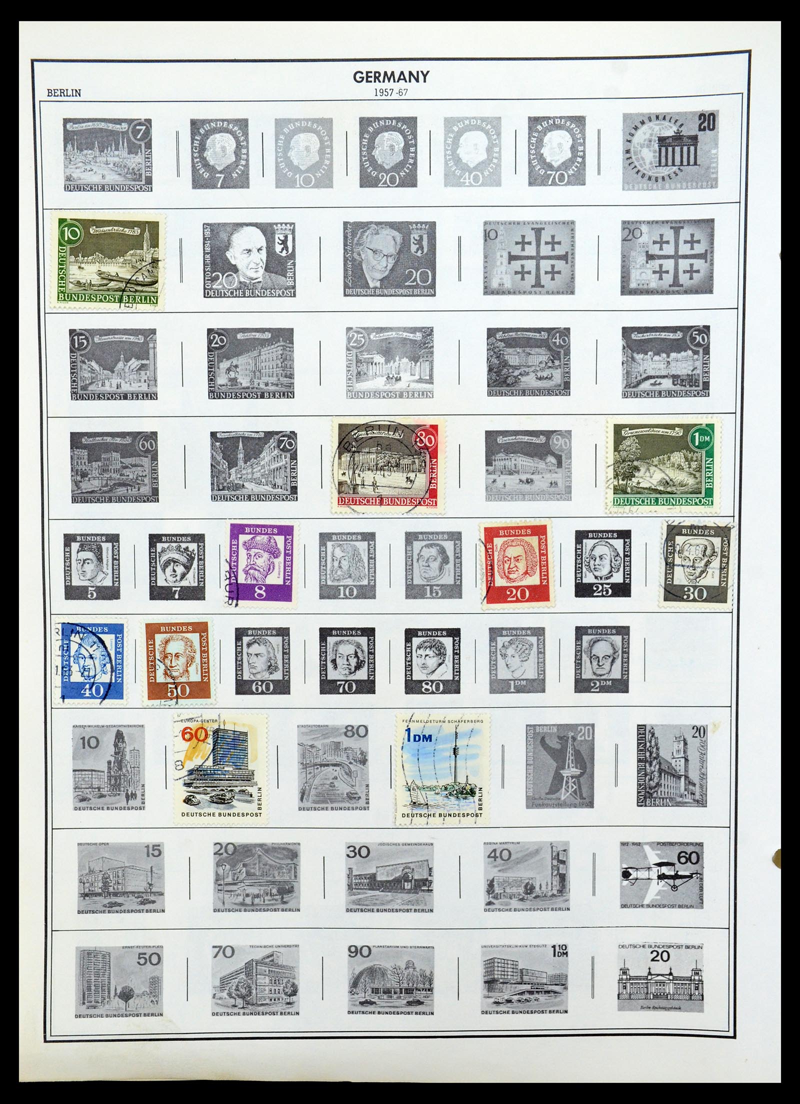 35717 0046 - Stamp Collection 35717 World.