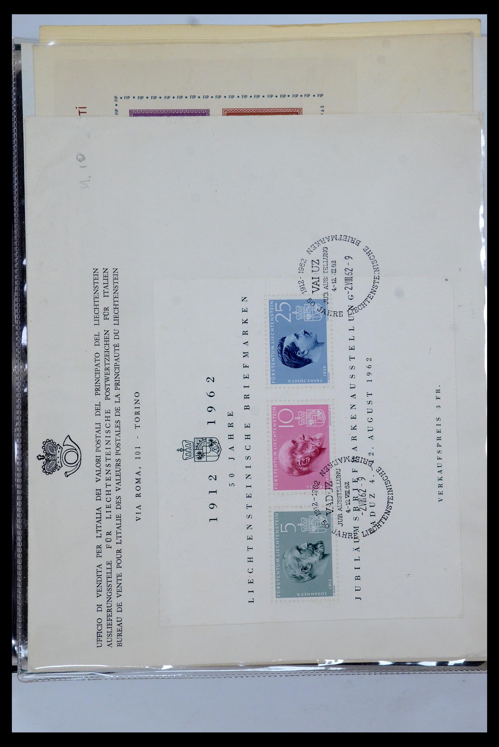 35736 052 - Postzegelverzameling 35736 Wereld luchtpostbrieven.
