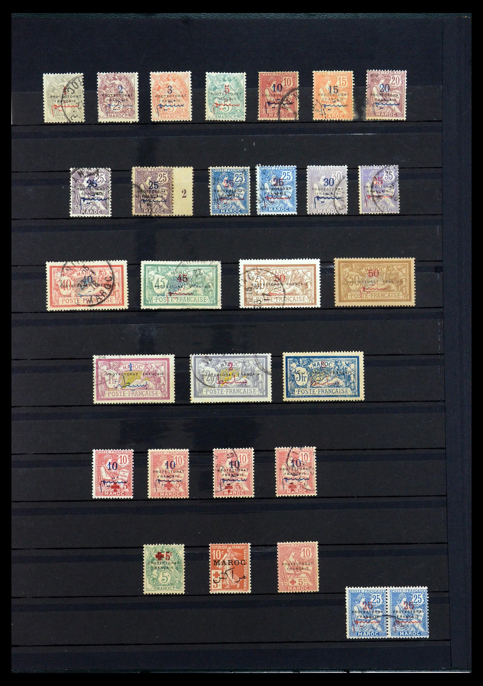 35741 002 - Postzegelverzameling 35741 Marokko 1891-1982.