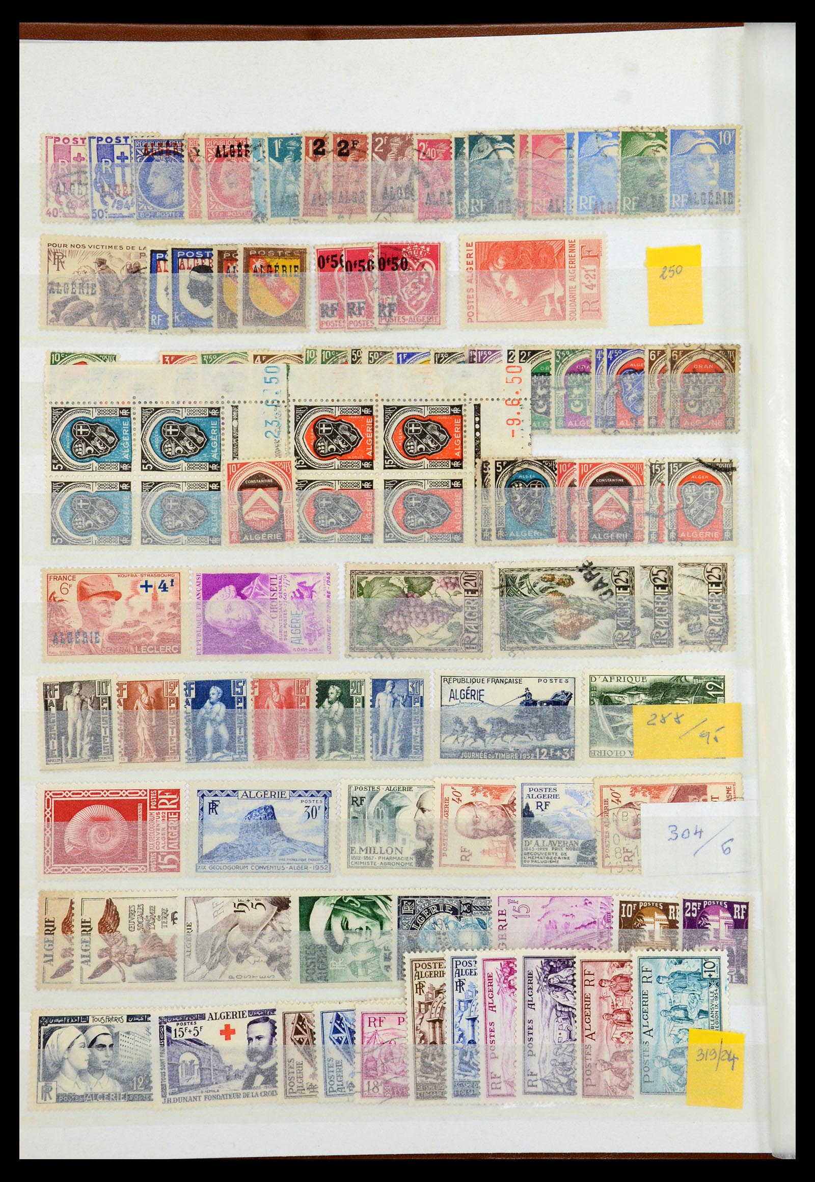 35745 004 - Postzegelverzameling 35745 Franse koloniën 1870-1995.