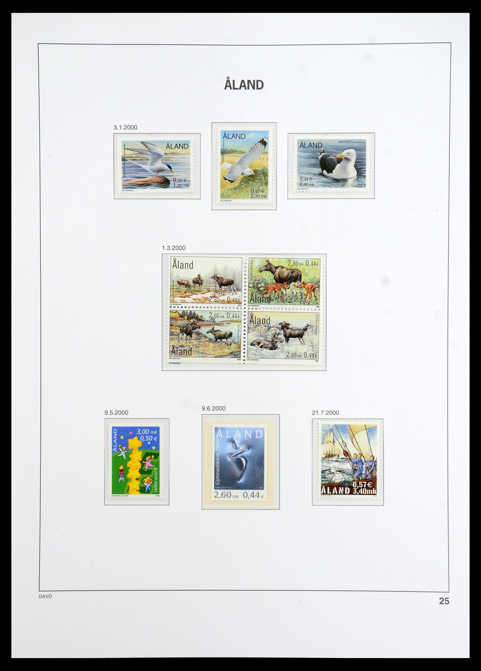 35768 025 - Stamp Collection 35768 Scandinavia 1938-2012.