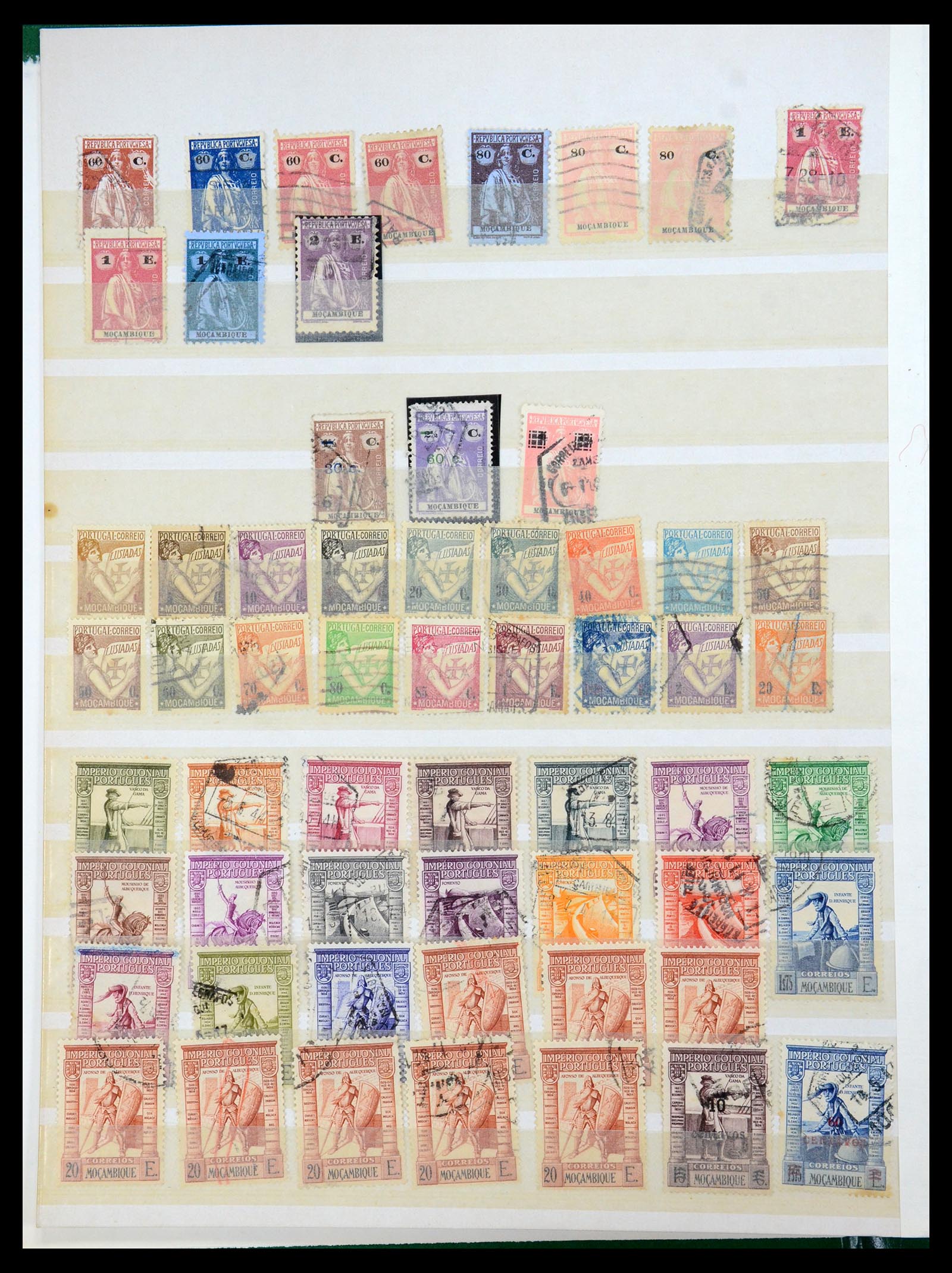 35788 145 - Stamp Collection 35788 Portugese Colonies 1886-1971.