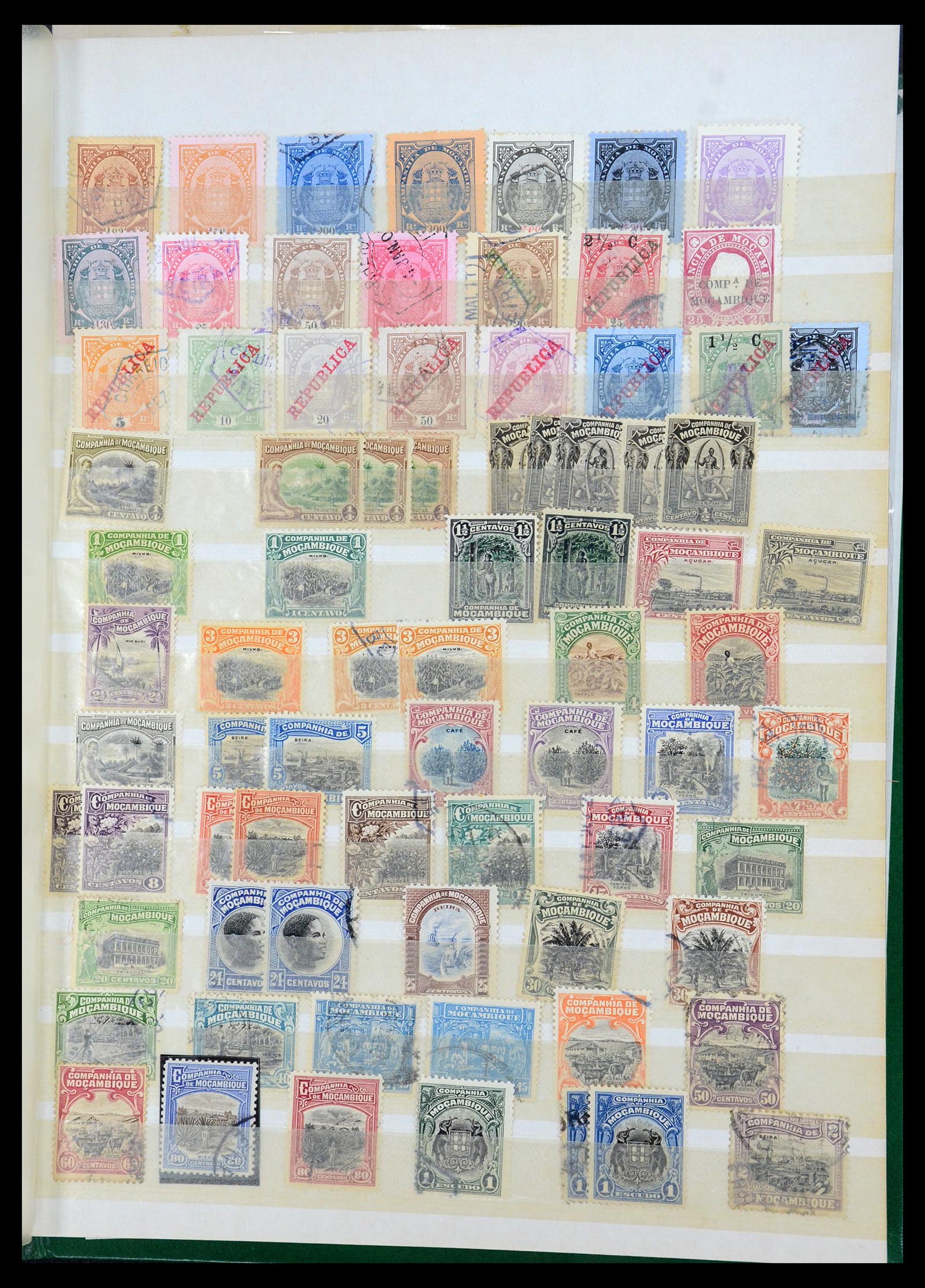 35788 156 - Stamp Collection 35788 Portugese Colonies 1886-1971.