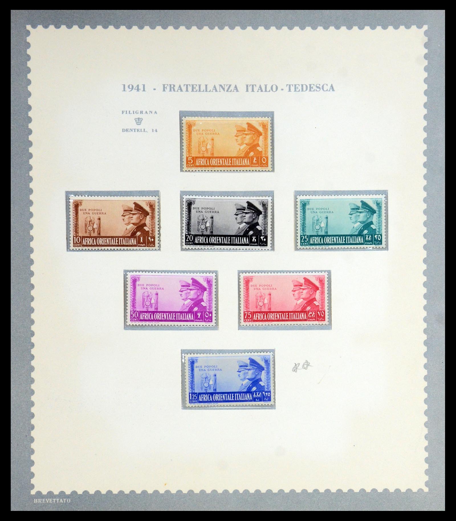 35806 024 - Postzegelverzameling 35806 Italiaanse koloniën 1922-1941.
