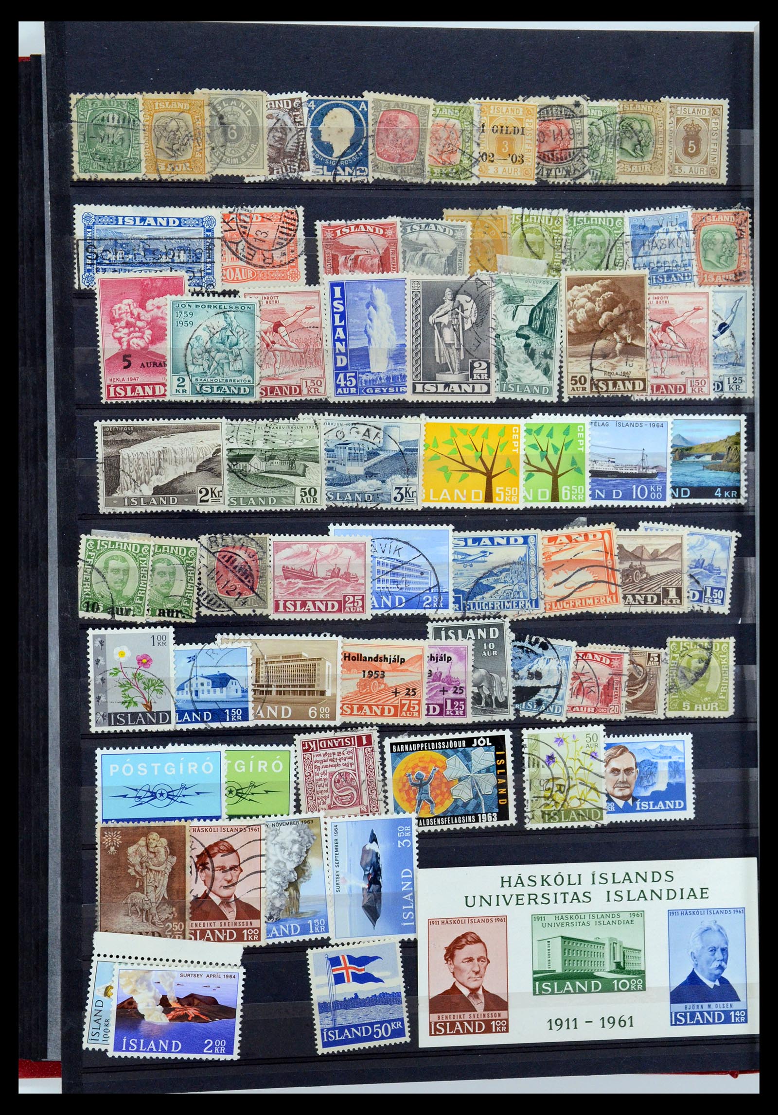 35809 014 - Stamp Collection 35809 World 1849-1950.