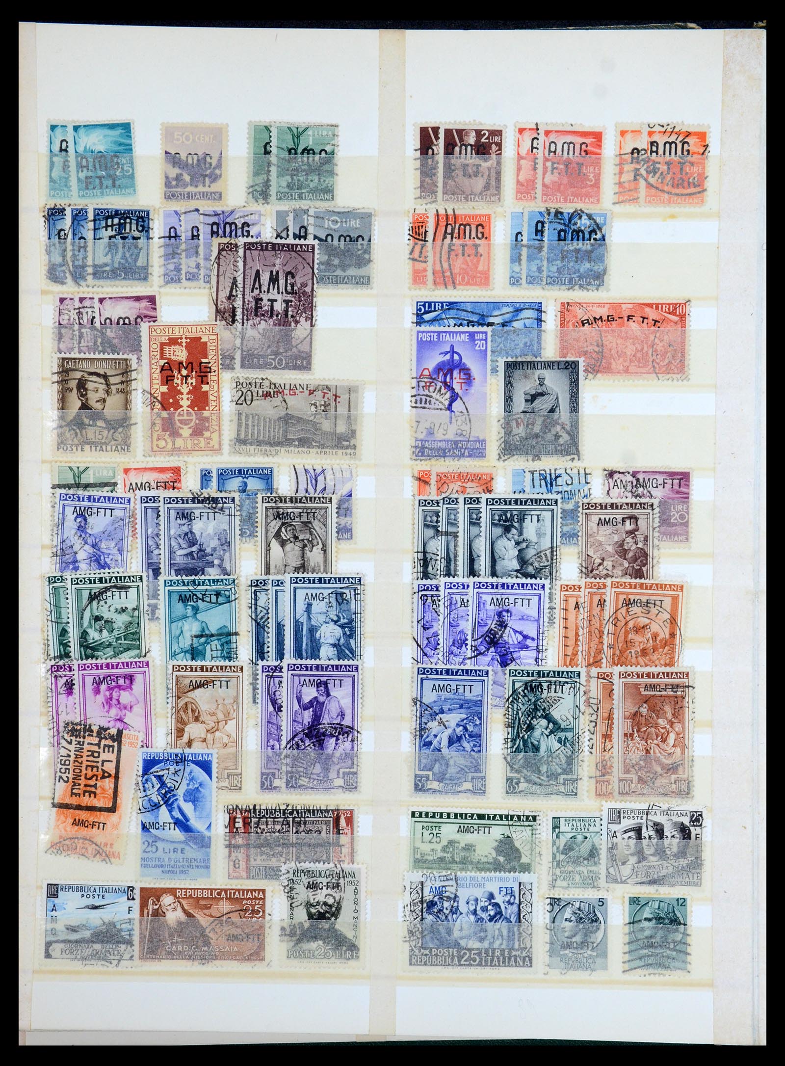 35812 014 - Postzegelverzameling 35812 Italiaanse koloniën 1893-1951.