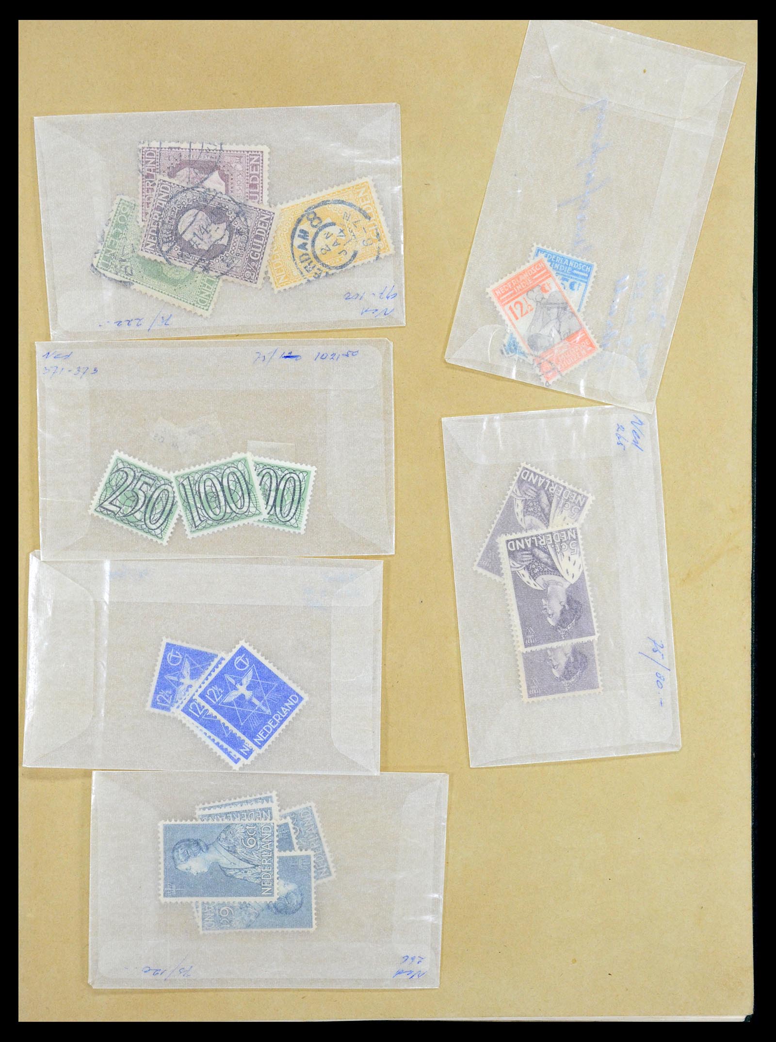 35816 004 - Postzegelverzameling 35816 Nederland en Overzee 1852-1953.