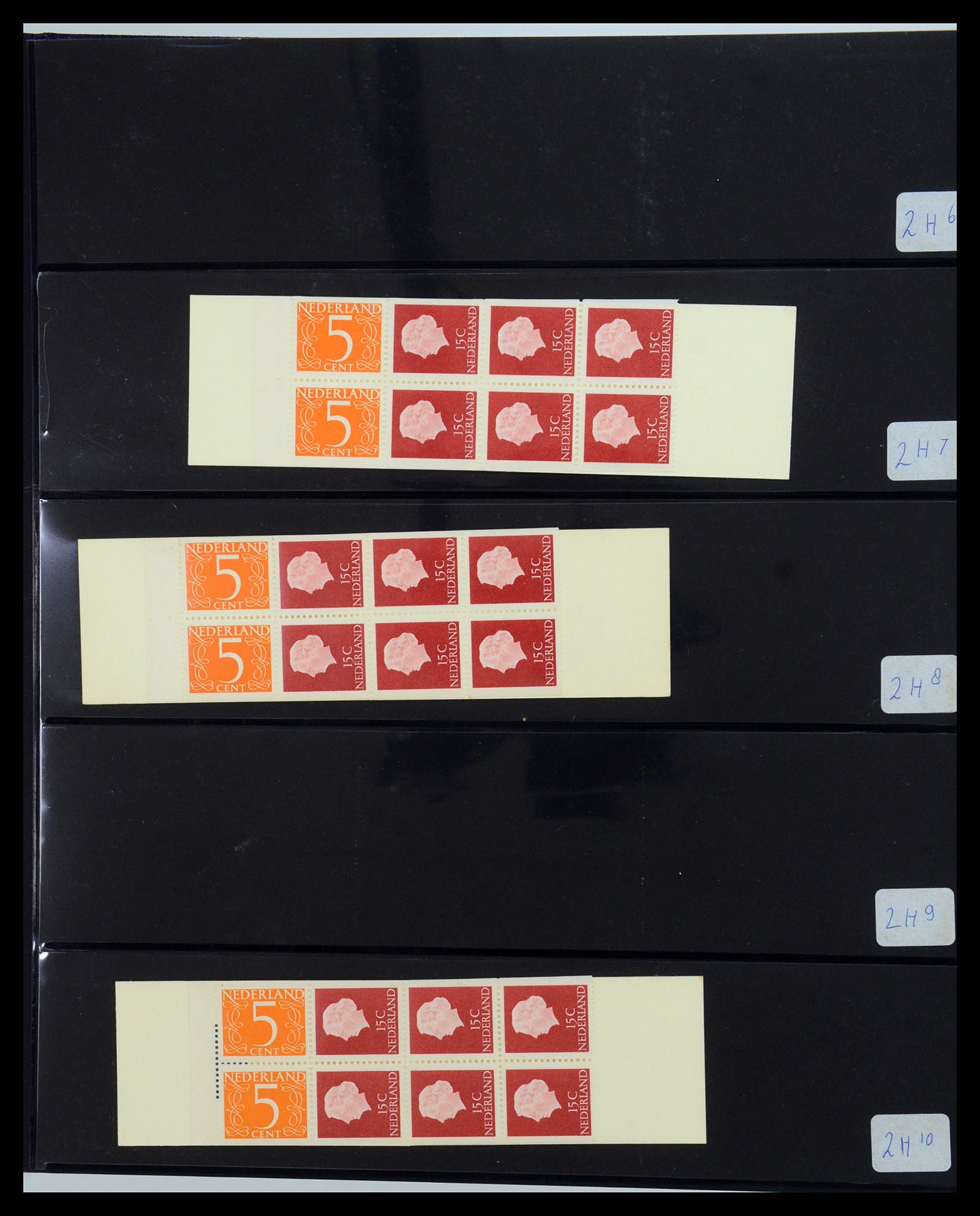 35821 007 - Stamp Collection 35821 Netherlands stamp booklets 1964-1983.