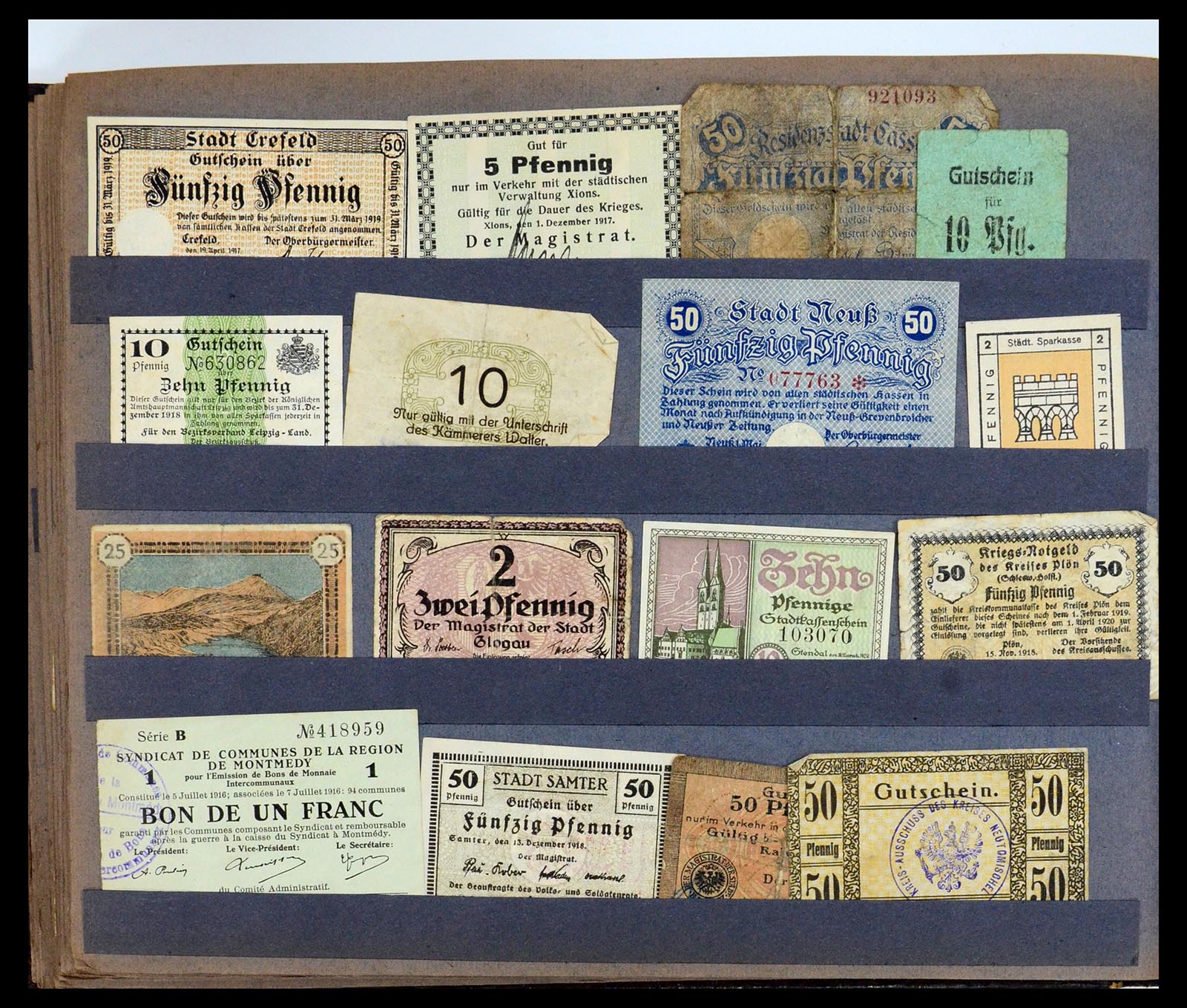 35845 032 - Stamp Collection 35845 Germany emergency money.
