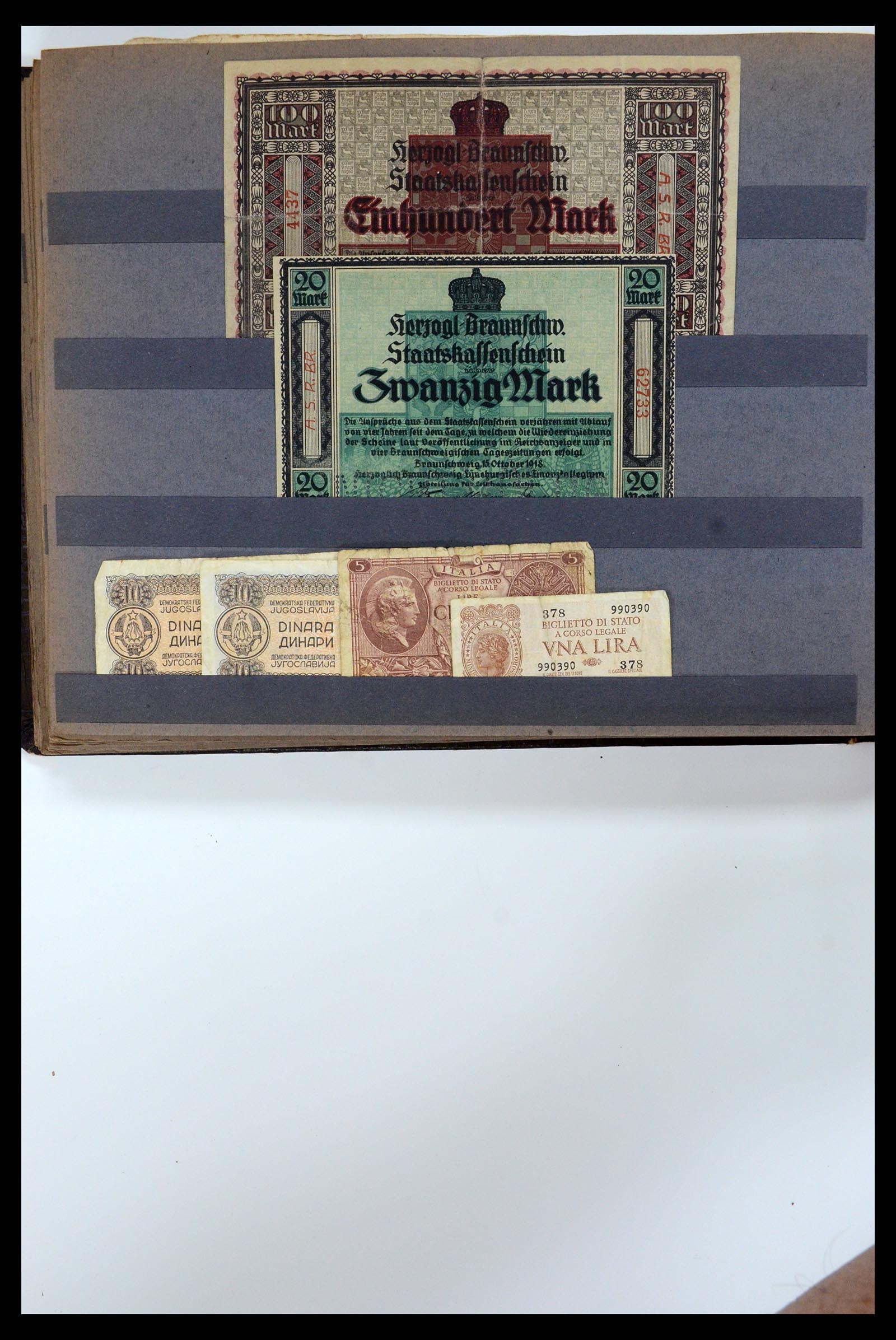 35845 039 - Stamp Collection 35845 Germany emergency money.