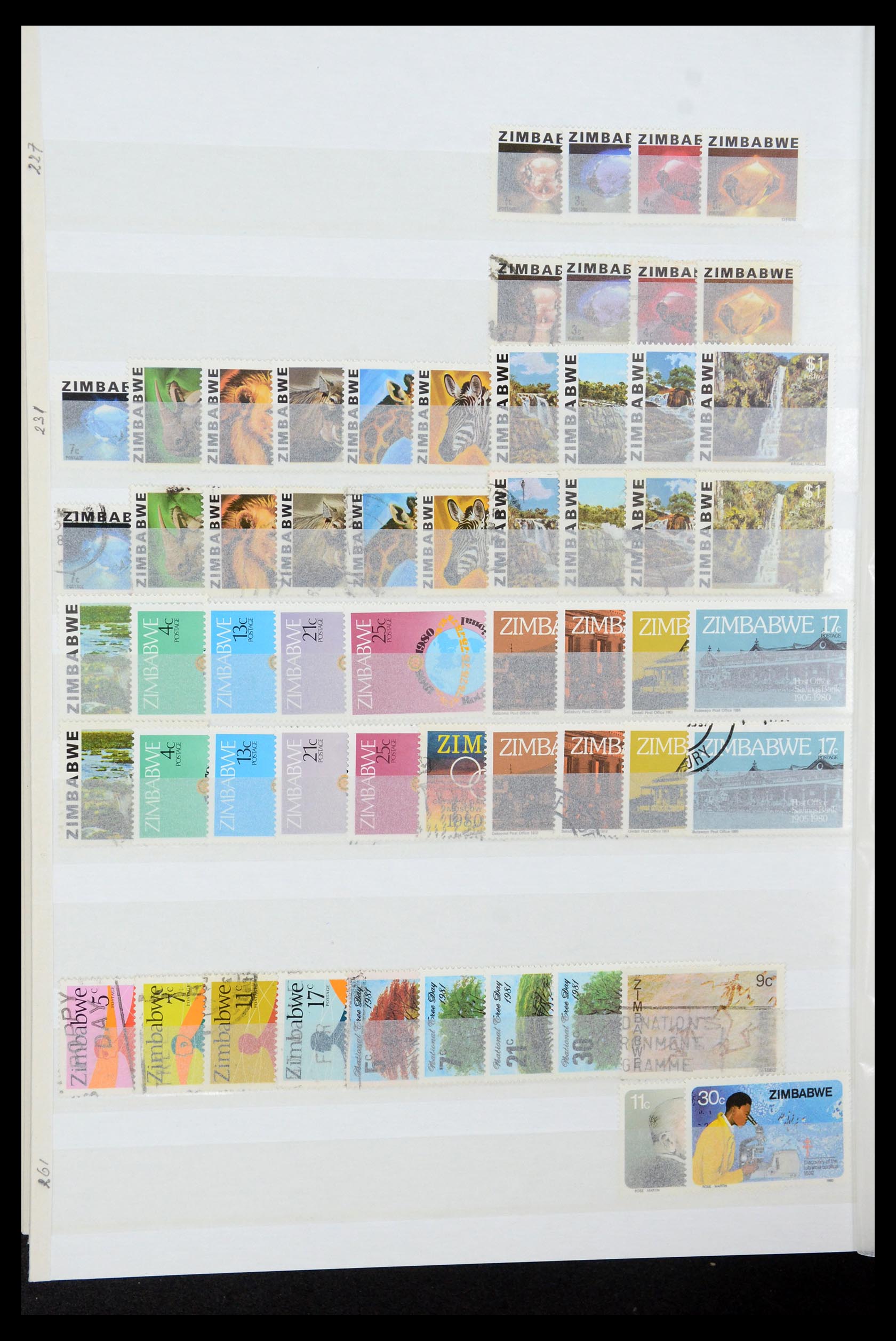 35856 028 - Postzegelverzameling 35856 Sierra Leone 1872-1983.