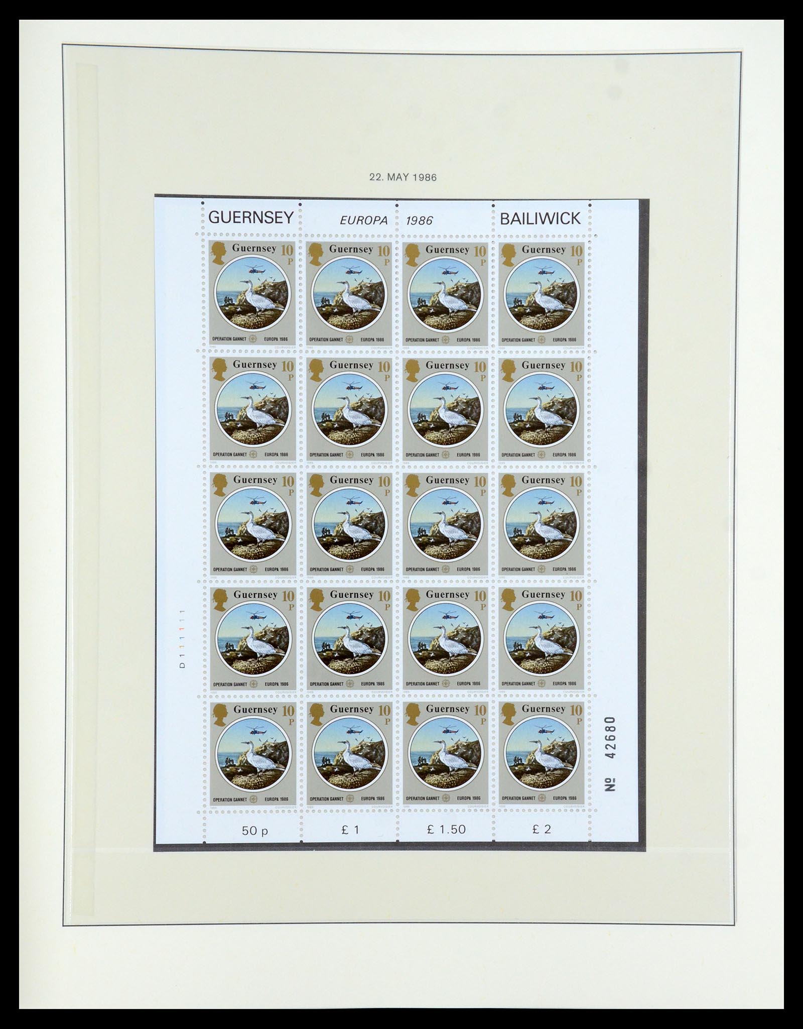 35873 057 - Postzegelverzameling 35873 Guernsey 1941-2005.