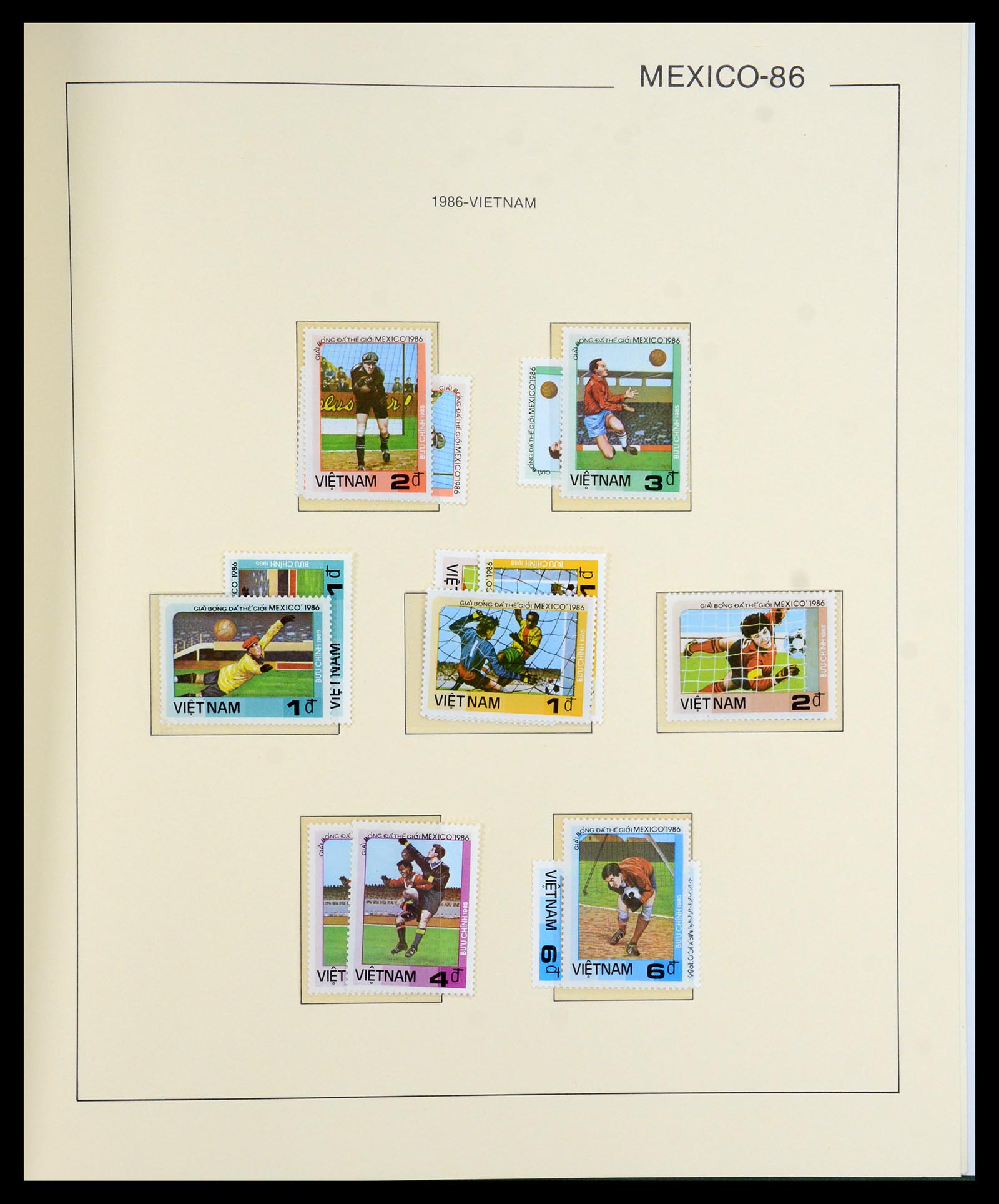 35878 106 - Postzegelverzameling 35878 WK voetbal 1982 en 1986.